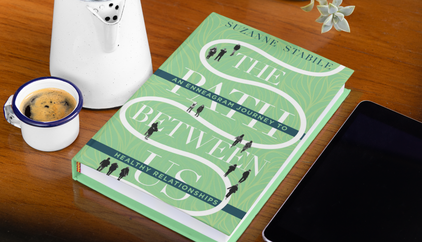 [REVIEW] The Path Between Us by Suzanne Stabile