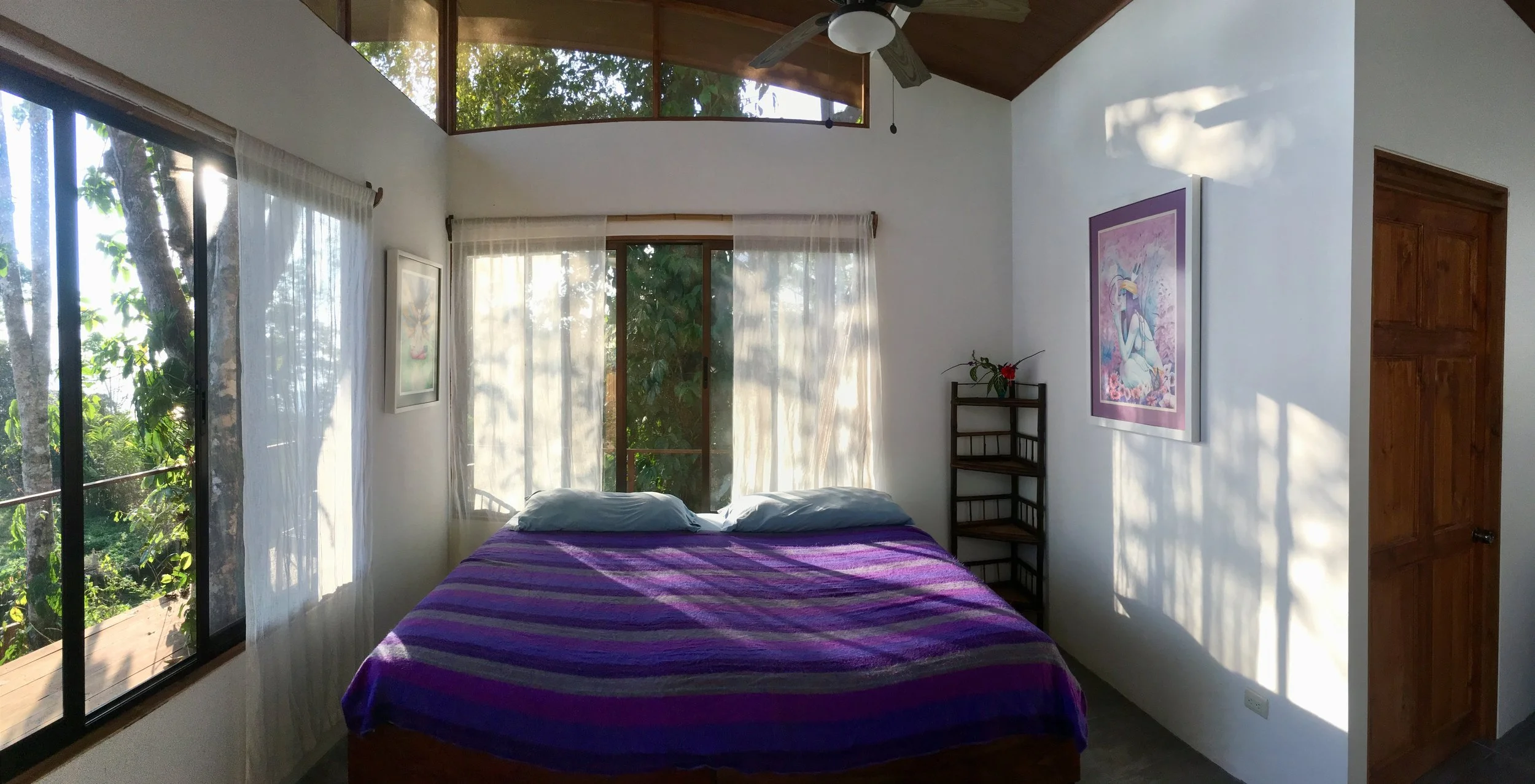 CABIN W/ PRIVATE BATH Features: Private Bath, Ocean Views, Modern Suite, King Size Bed (or two singles).