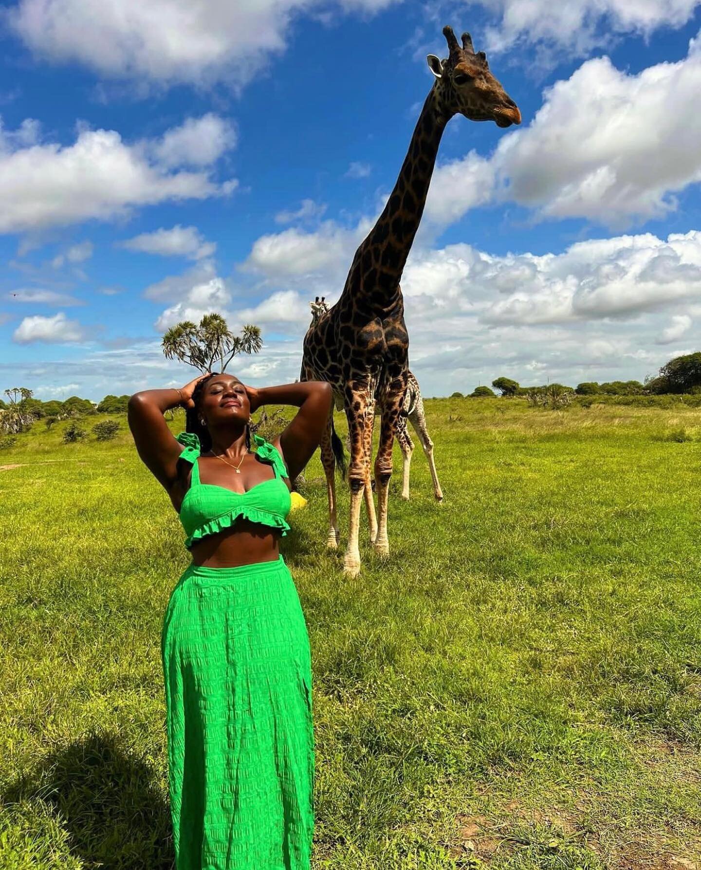 KENYA // 🇰🇪🇰🇪🇰🇪
The grass is greener wherever we&rsquo;re at. 💯🔥😋

And we will be in Kenya for Thanksgiving this year! Will you join us the only question 😎

#URBNTRVL #kenya #africa #melanin #blackgirlsrock #motherland #travel #blacklivesma