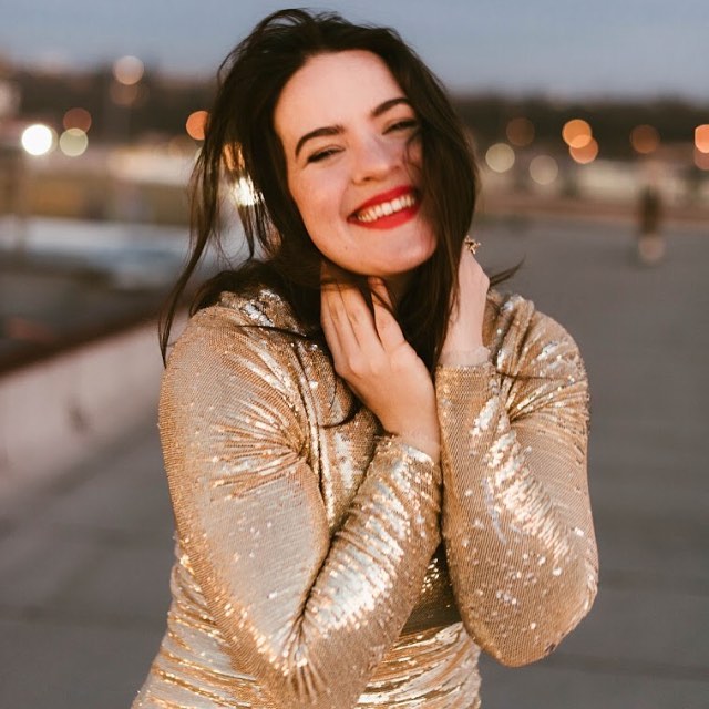 Come listen to me play new @oksweetheart songs in this sparkly dress on New Years Eve at the Pantages Theater in Tacoma, WA. With special guests from the @seattlerockorchestra dress curtesy Dani Ackerley at @canopy.blue and Caroline Egan 📷 @kendallr