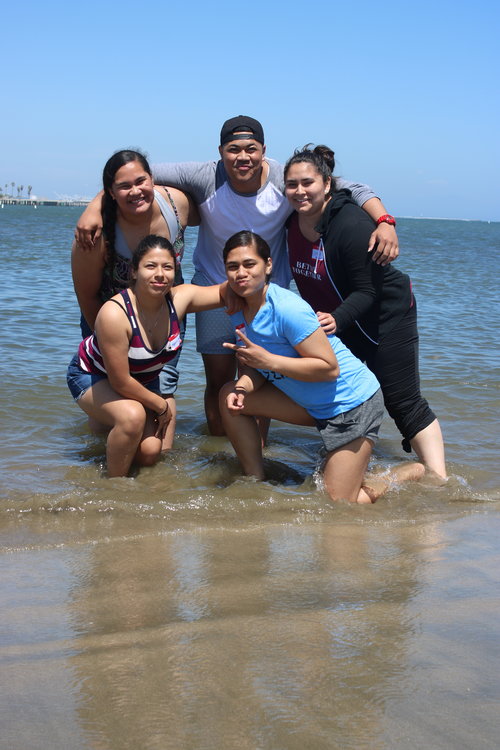 Fresh Tracks participants bonding outdoors at Cabrillo Beach in San Pedro, California. 
