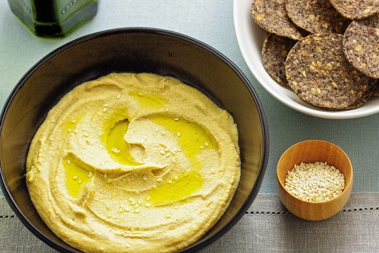 Roasted garlic hummus