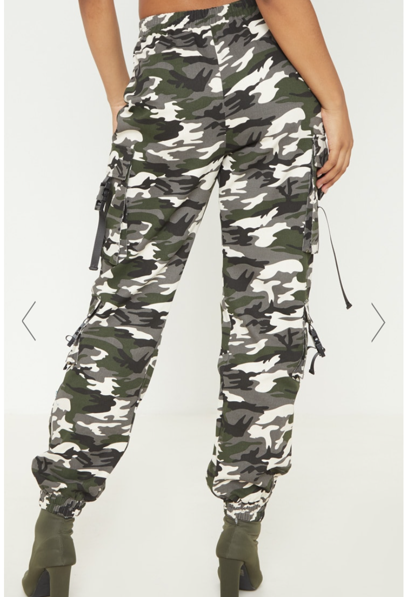 How To Style Camouflage Pants — Monique.