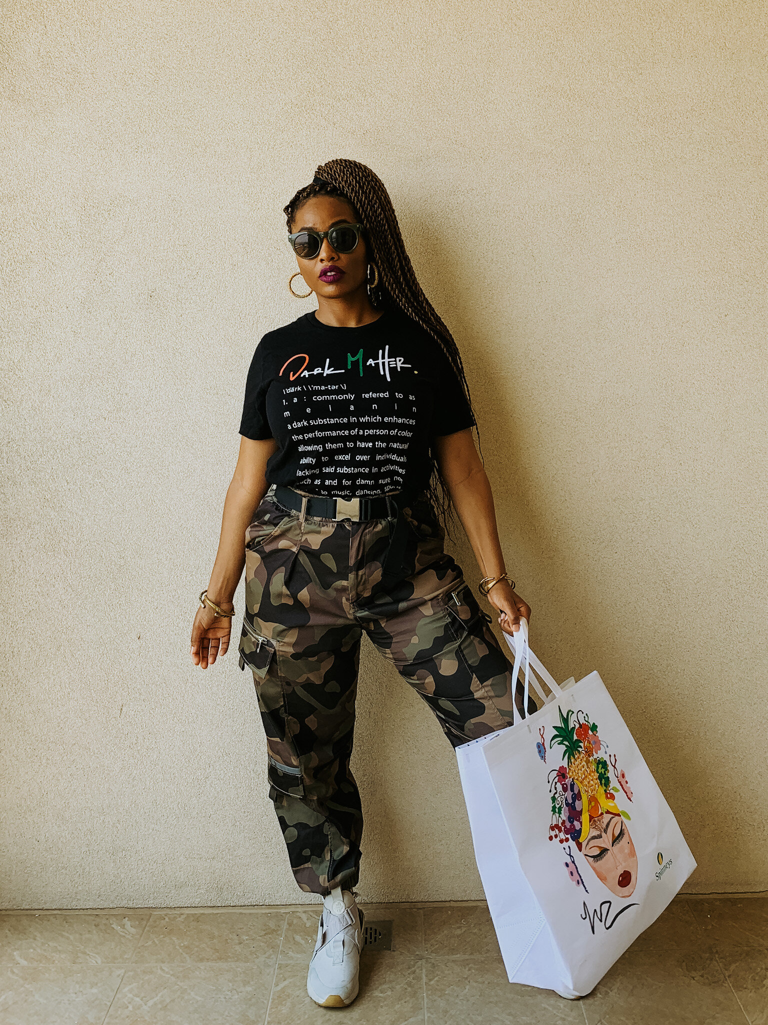 How To Style Camouflage Pants — Monique.
