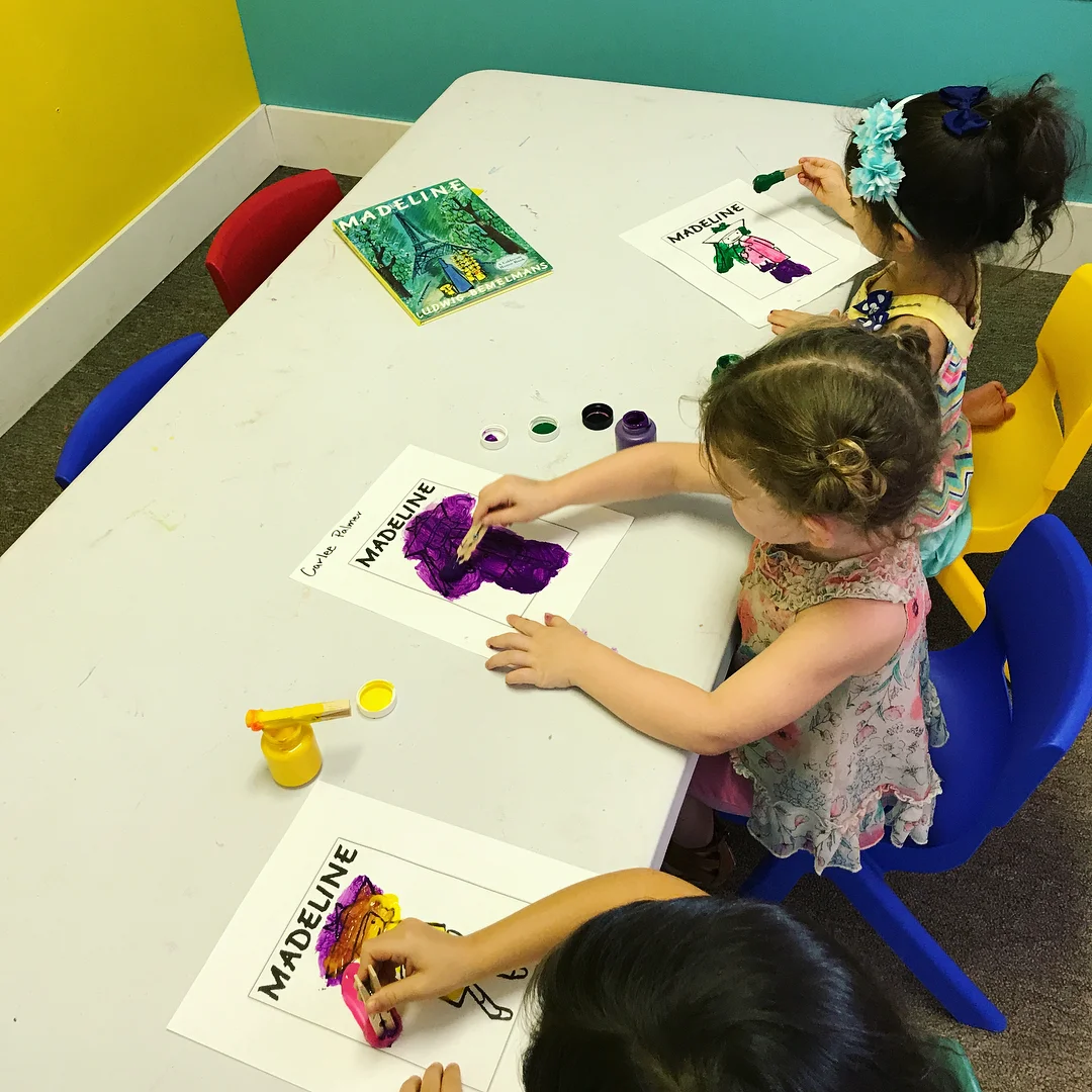 ChildcareProgram_ArtsAndCrafts.jpg