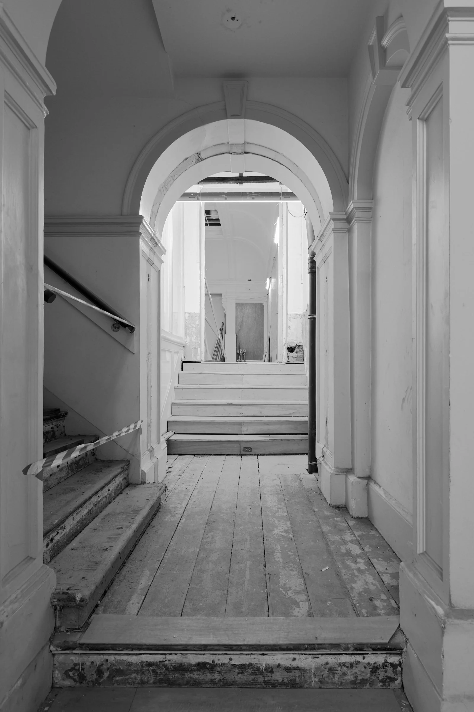 _E7A6952-bw-© JosephAsghar.jpg