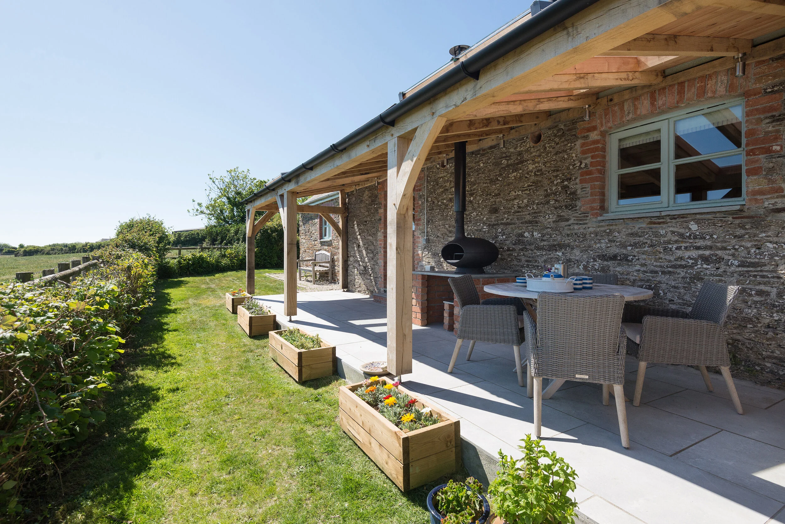 Moyles-Farm-Polzeath-Myford-Cottage-Exterior-1-DW.jpg