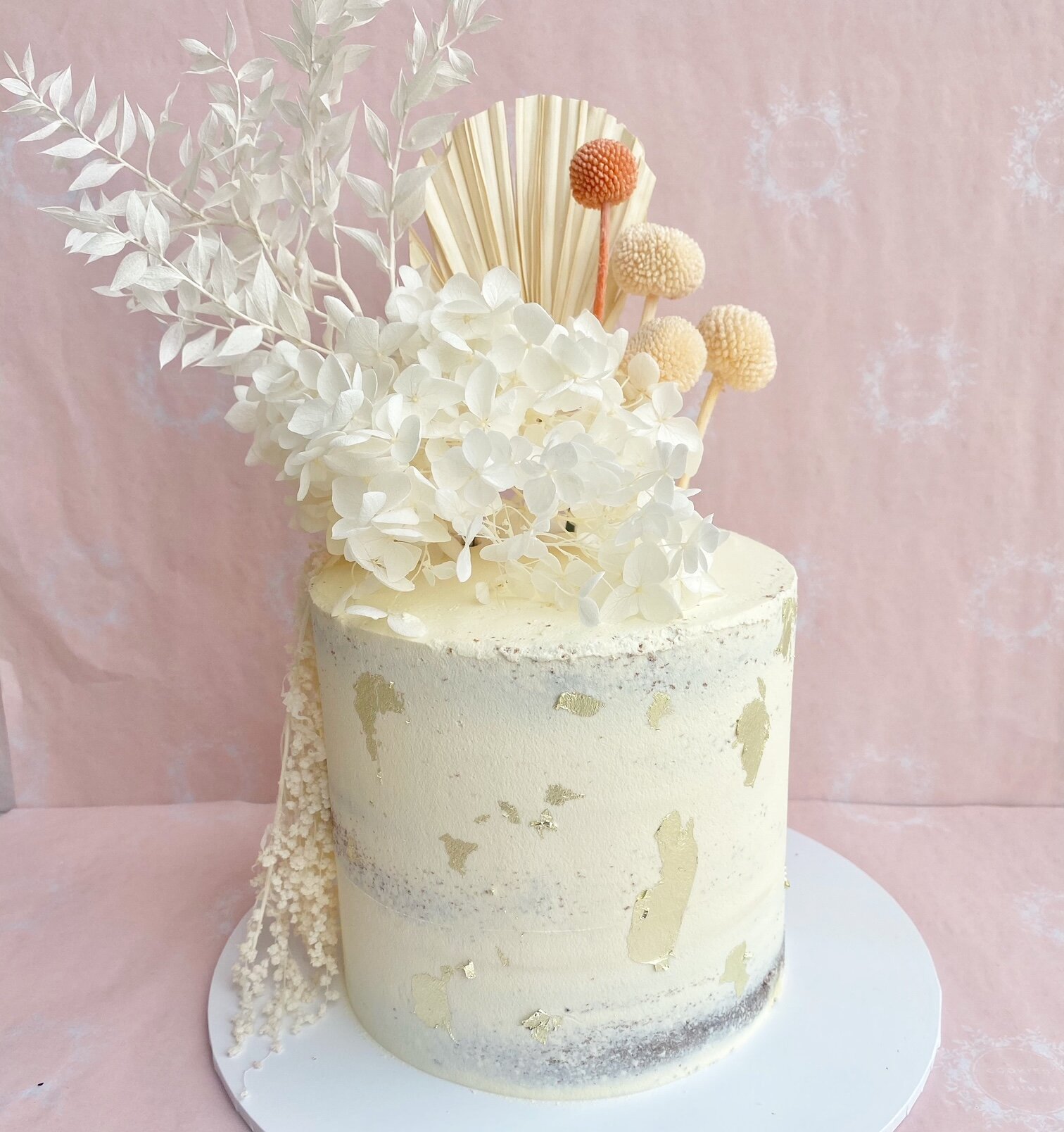 DRIED FLOWER BEAUTY cake — Cookies & Crumbs