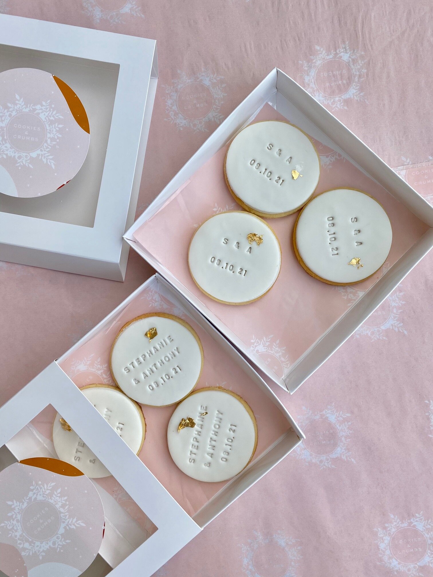 CLASSICAL + PETITE GIFT BOX OF 3 collection