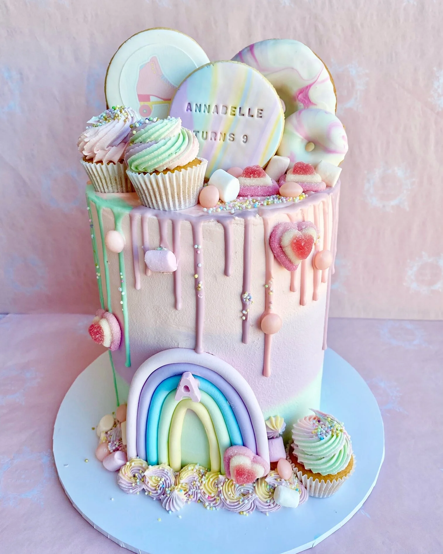 cake-rollerskate-pastel-cucpake-donut-cookies.JPG