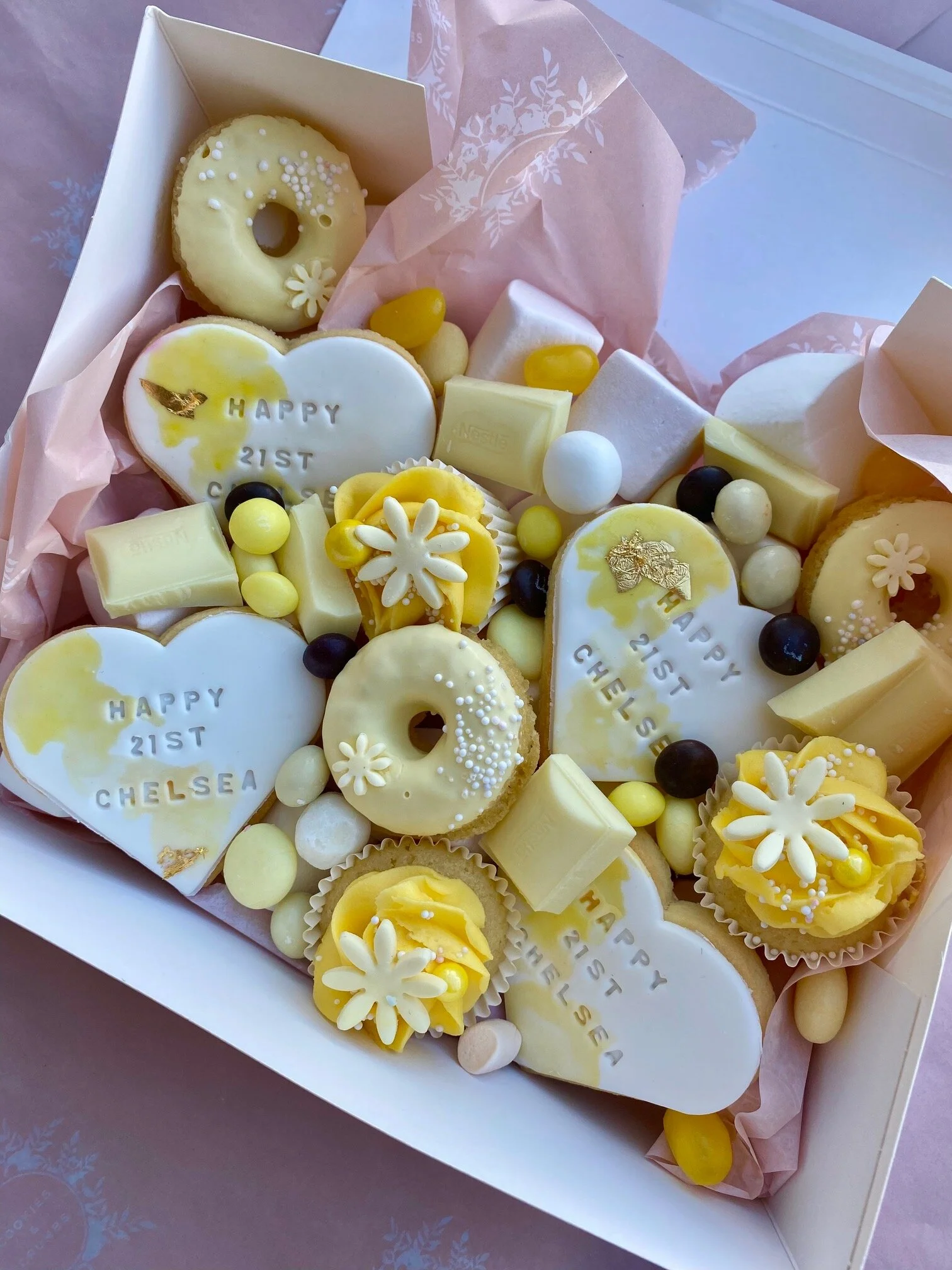 yellow-sunshine-daisy-dessertbox-cookies-cupcakes-donuts.jpg