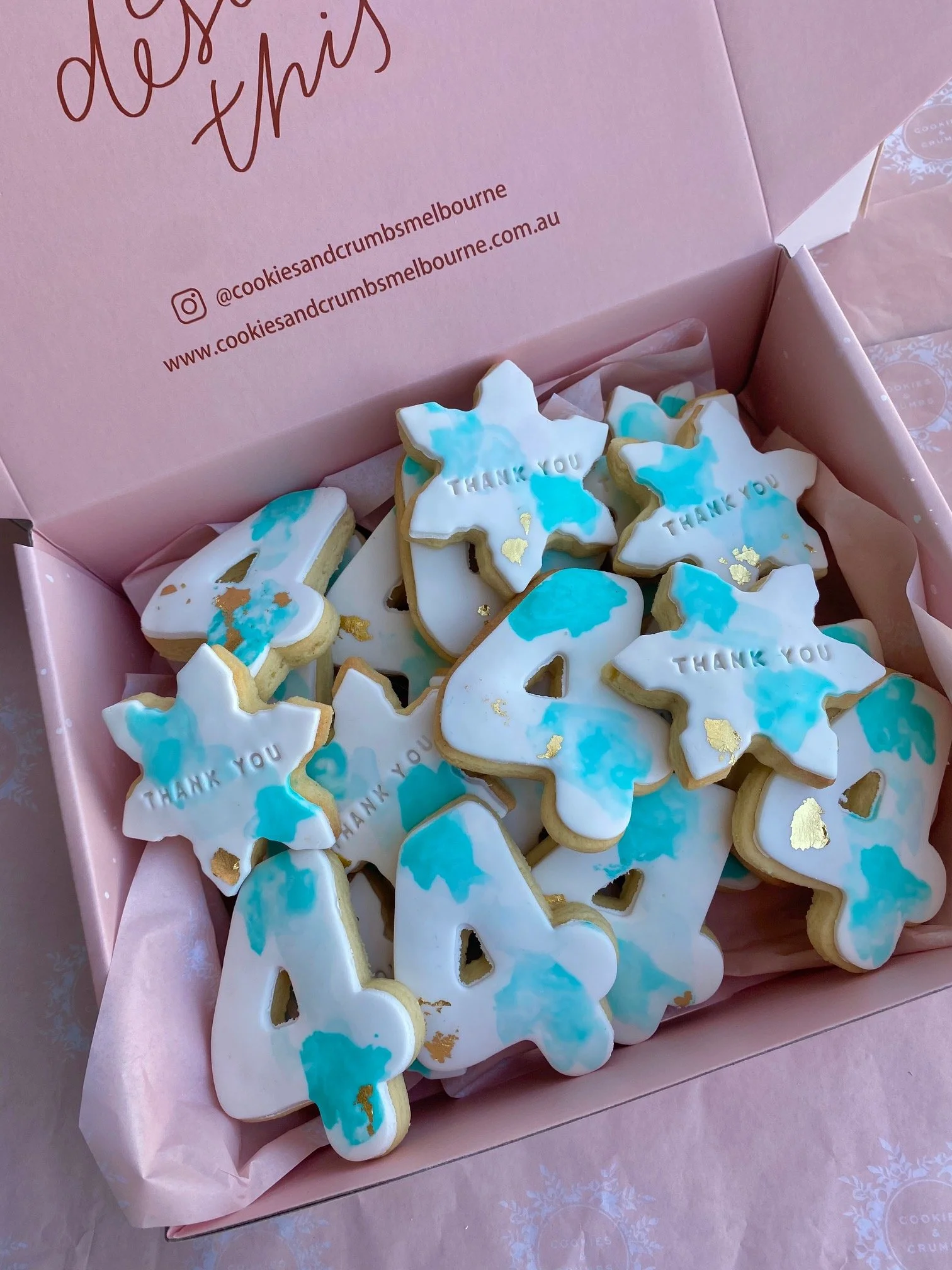 cookies-frozen-number-snowflake-personalised.jpg