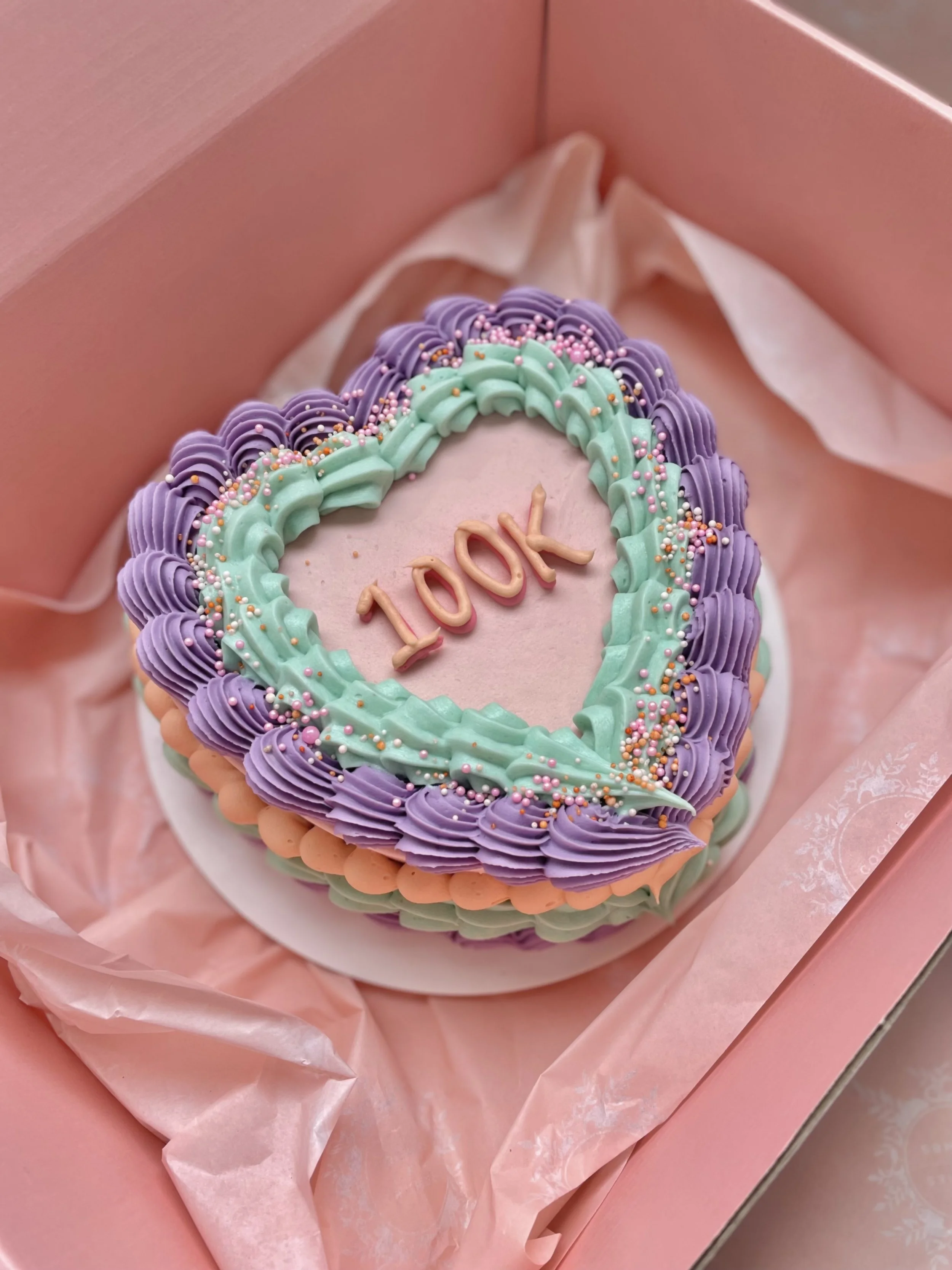MINI VINTAGE MSG cake