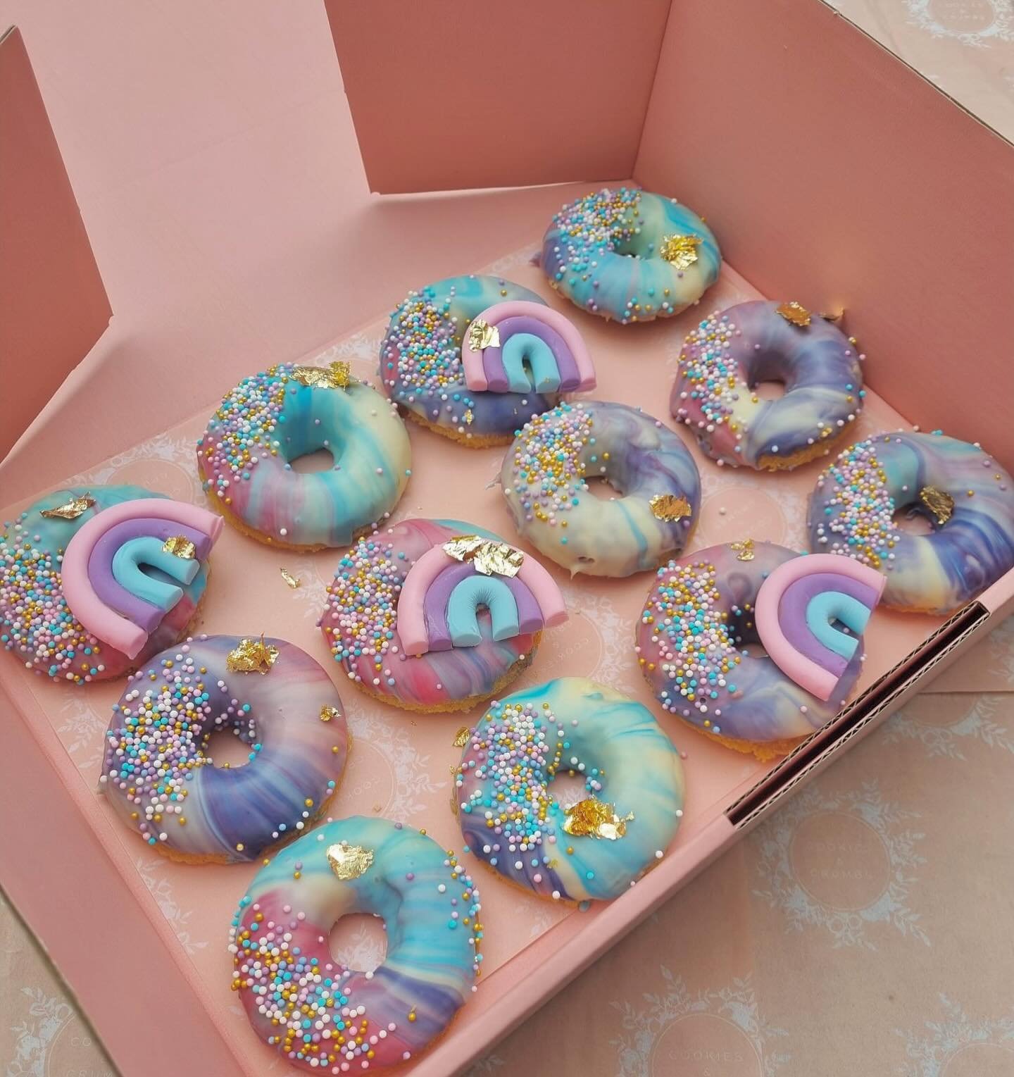 Donuts to brighten the day are always a good idea! ❤️🥳🎉