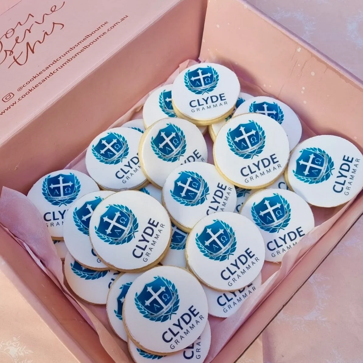 Branded cookies that make your logo look 🤩

Clyde Grammar celebrating in the sweetest way &mdash; edible branding at its best! 💙✨

Perfect for:
🏫 School events
🎉 Open days &amp; graduations
🤝 Client gifts
📣 Campaign launches
📦 Corporate giftin