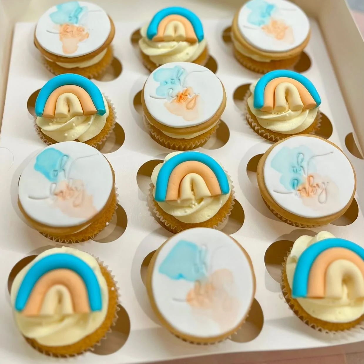 Baby shower cupcakes that are almost too cute to eat 🌈🩵 

From the soft colours to the tiny details, these little cupcakes were made to bring something sweet to such a beautiful celebration.

#cupcakes #babyshower #rainbow