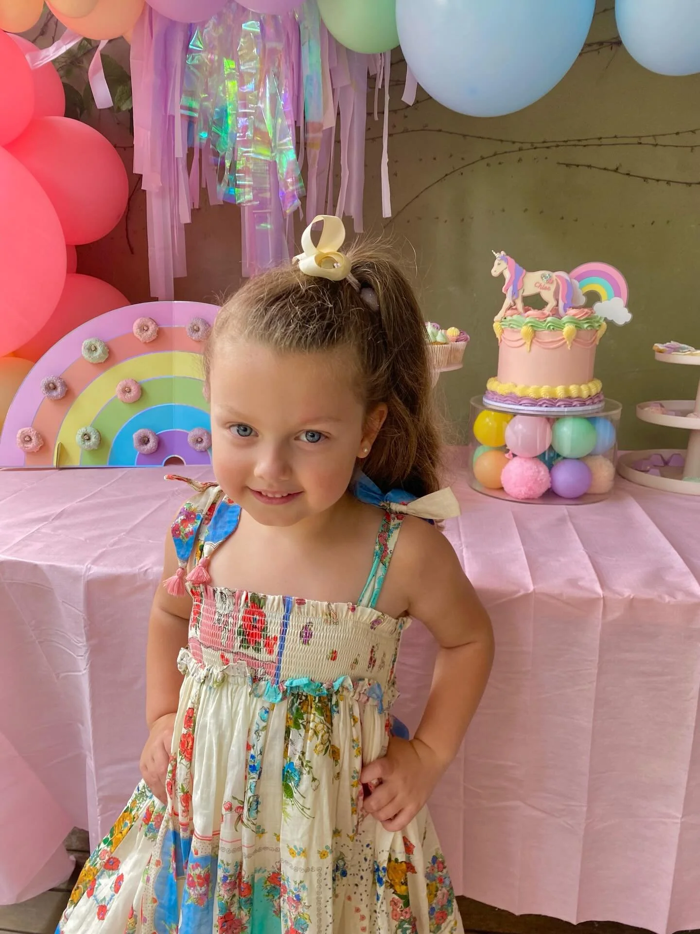 ✨ Chloe turning 5! What a flashback this is! 💕

This vintage pastel unicorn setup was pure magic 🌈🦄 From the dreamy balloon garland and rainbow details to the custom cookies, cupcakes and whimsical unicorn cake, every little detail came together p