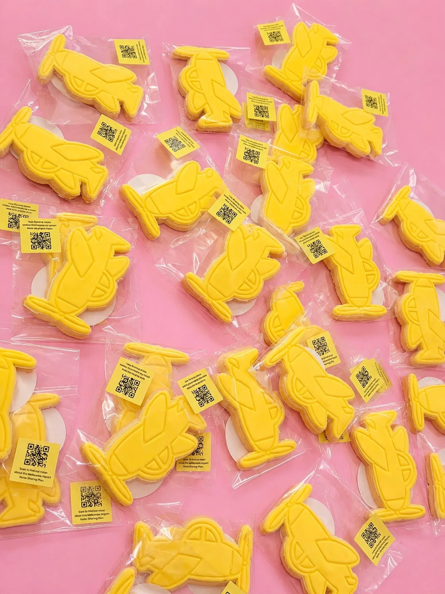 ✈️ Hundreds + hundreds of airplane cookies in production! From mixing and baking to hand icing, packaging and sealing, every single cookie is made with care. We can&rsquo;t wait to see these take off for Melbourne Airport. 💛✨

#aeroplanecookies #per