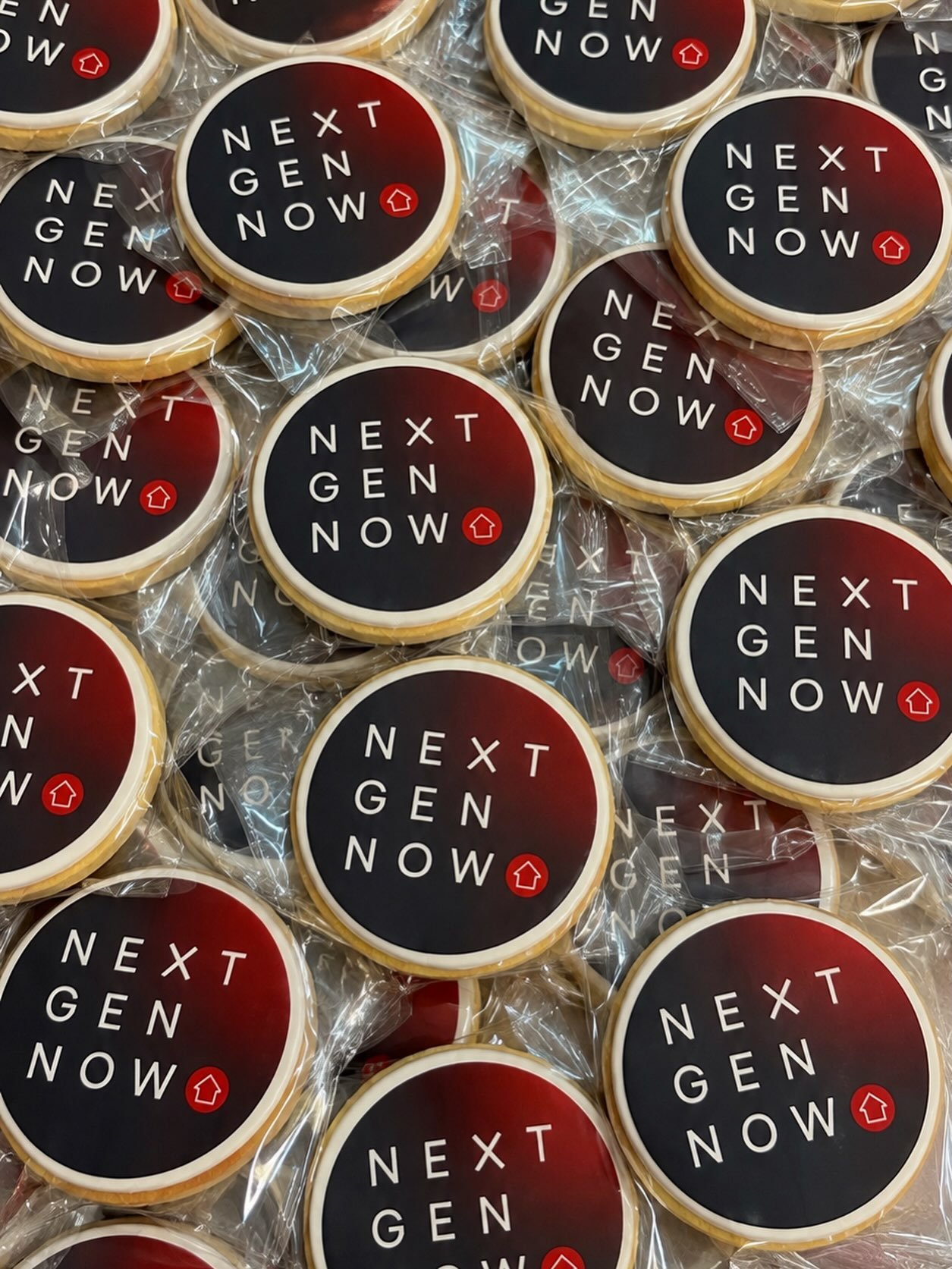 ✨ NEXT GEN NOW ✨ 

A whole lot of branded goodness for @realestateaus ! 🍪❤️

These custom 6cm logo cookies were made for Next Gen Now, individually wrapped and ready to make an impact &mdash; because who says getting the message across can&rsquo;t b
