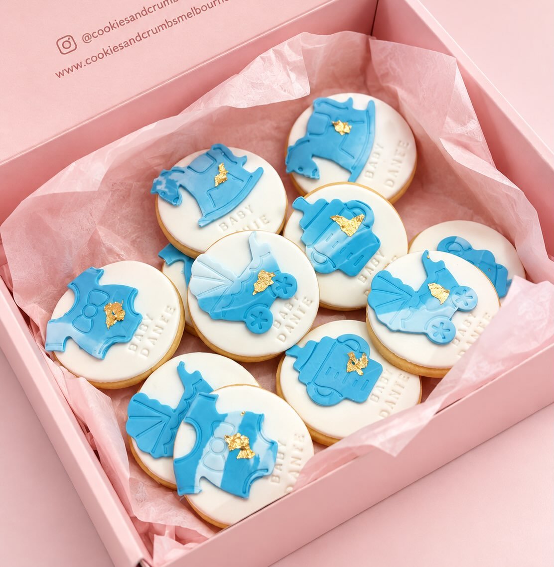 Little blue details, a touch of gold &amp; the sweetest way to celebrate baby Dante 💙✨

Custom cookies made for a very special arrival 👶🏼🍼

#personalisedcookies #yum #babyshower