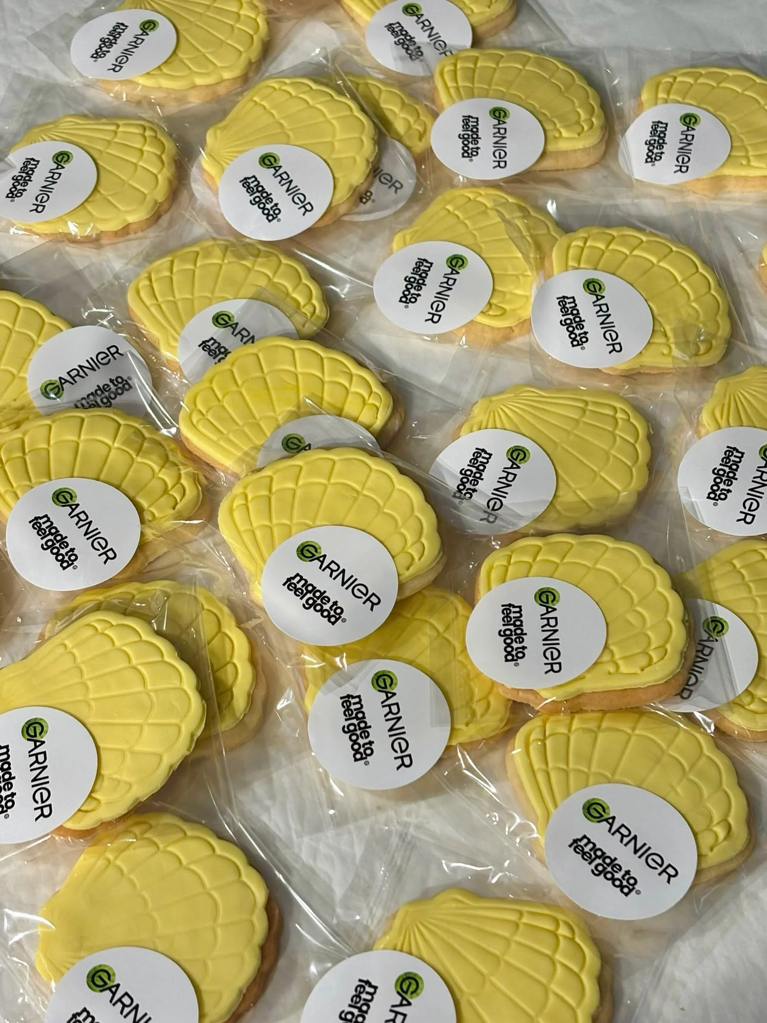 Big brands, bold ideas and a whole lot of sweetness! 💛✨🍪 @pimgroup 

Hundreds of custom-designed cookie favours, individually packaged and ready to make an impression! We love bringing brands to life through bespoke cookies that turn special moment