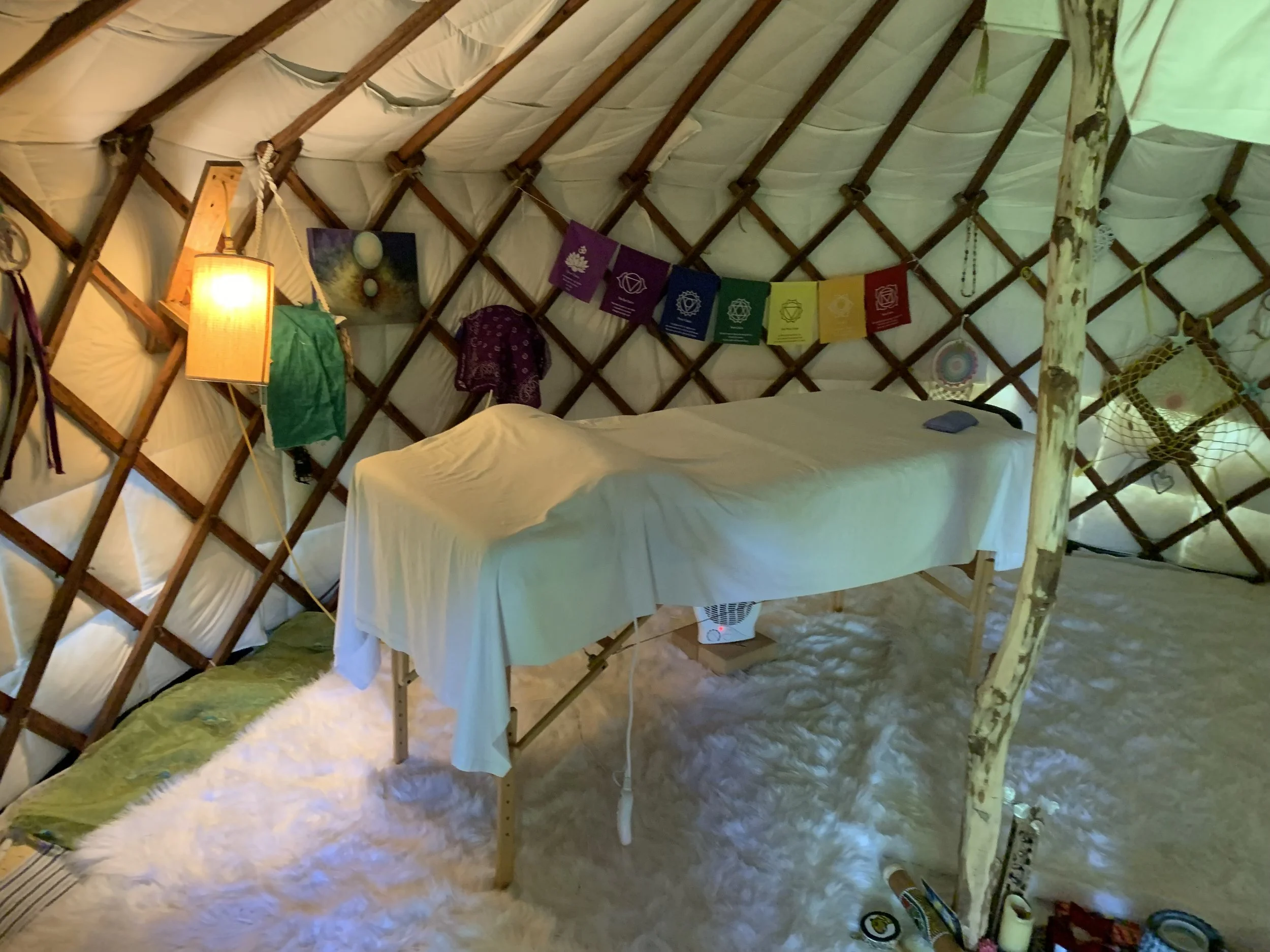 YURT YOGA Love