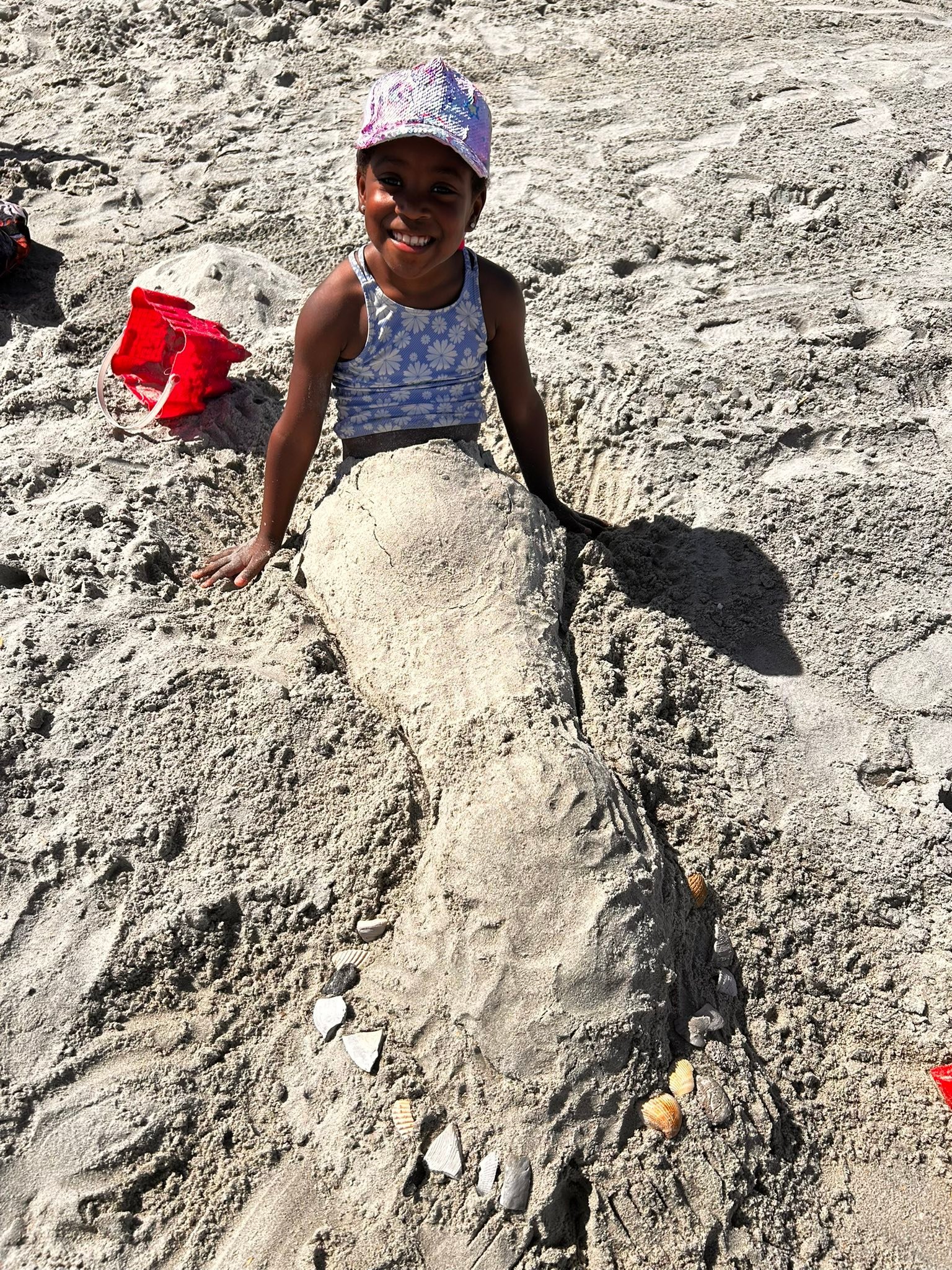 Help me wish a wonderful 7th birthday to our little mermaid, Zage! 🧜🏽‍♀️💜✨
🎉 #HappyBirthday #MermaidVibes #ZageTurns7