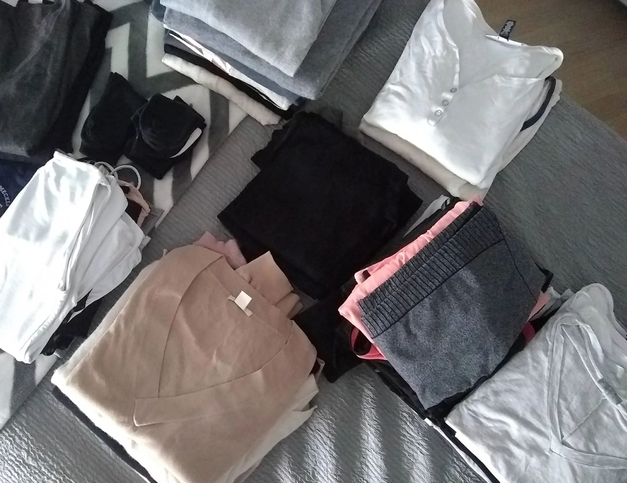 Foldedclothes.jpg