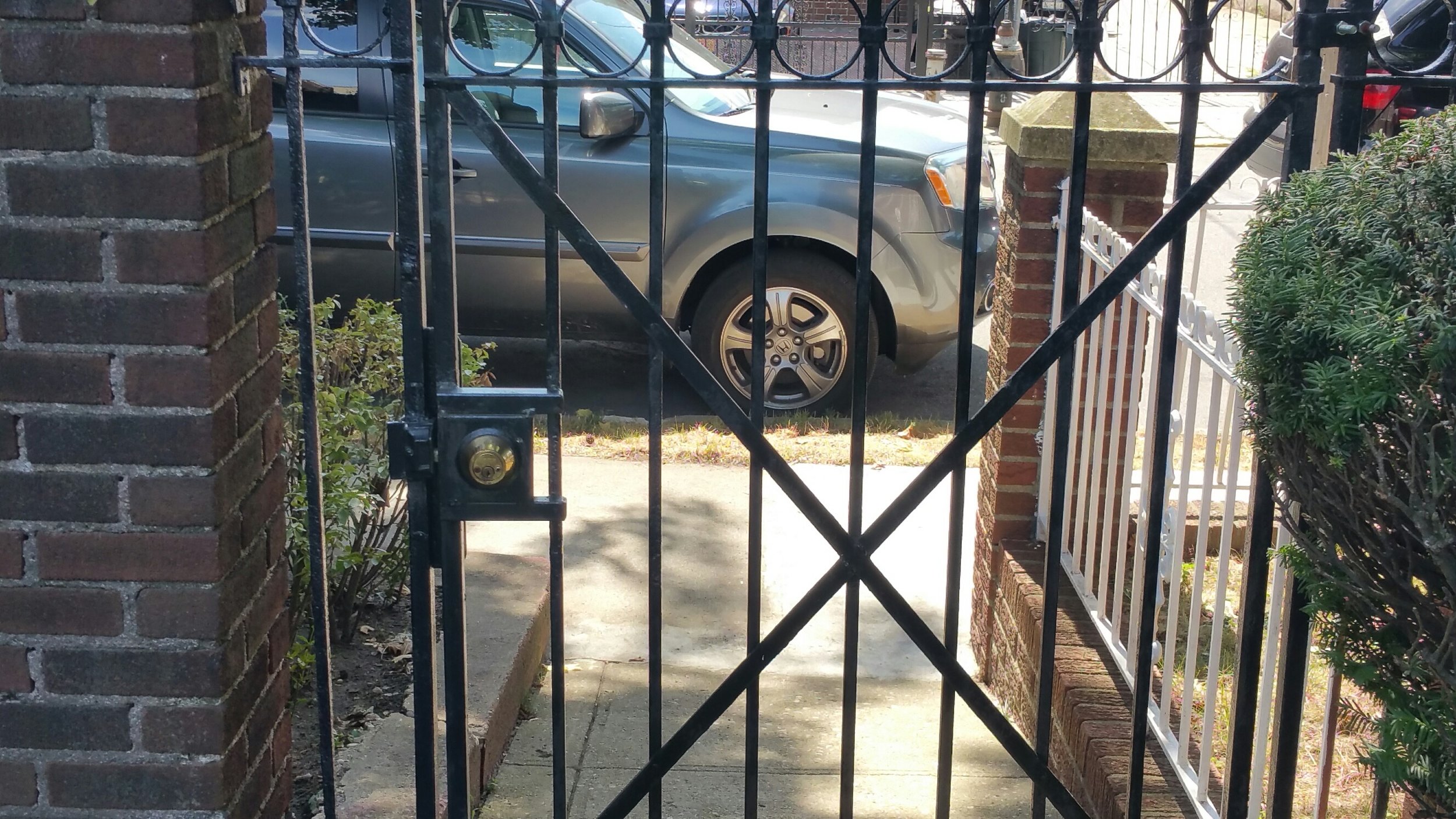 Bracci door and gate design