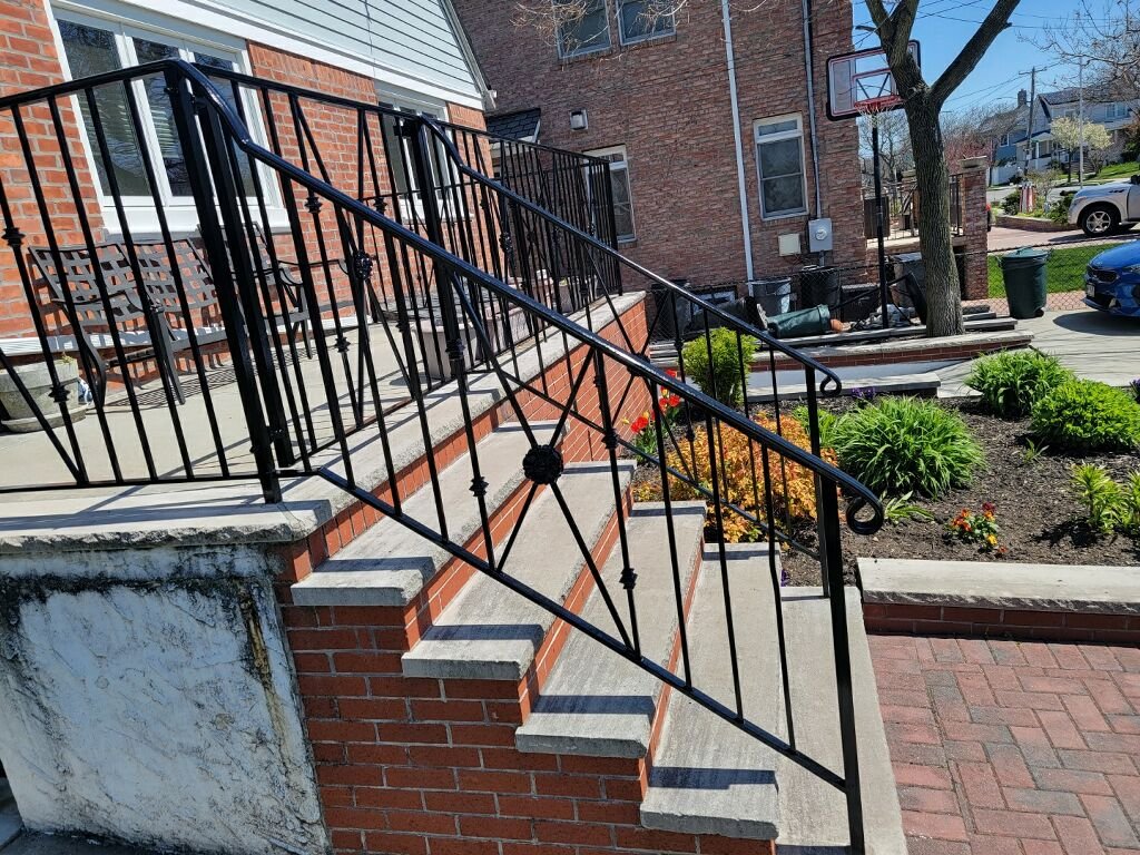 Front Stoop Railing Repaint