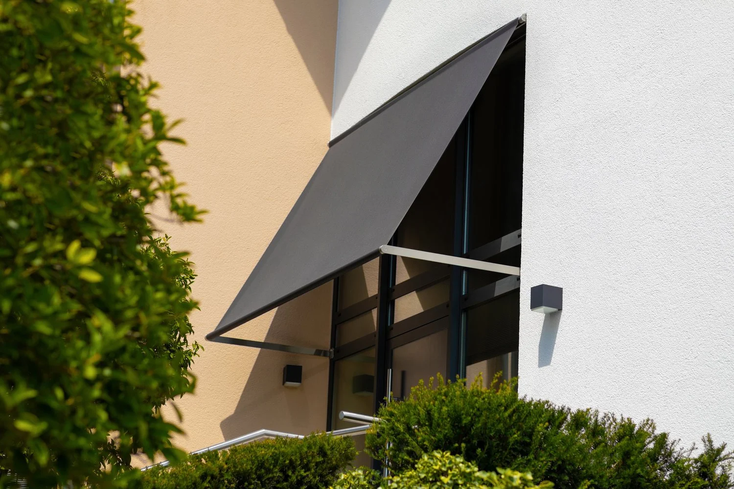 Sommer – Sonne – rewalux- exklusive Sonnensegel