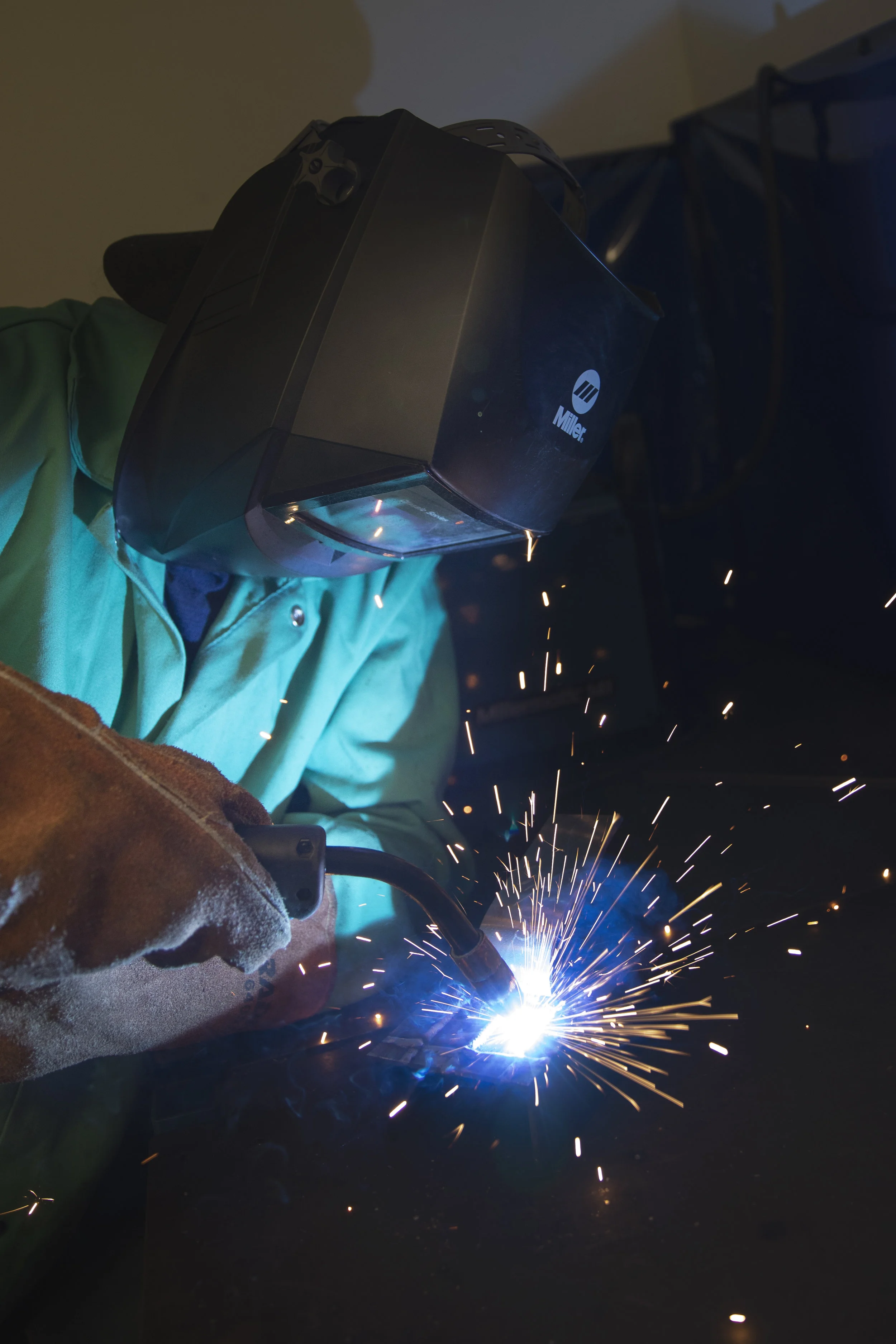 WeldingGirl.jpg