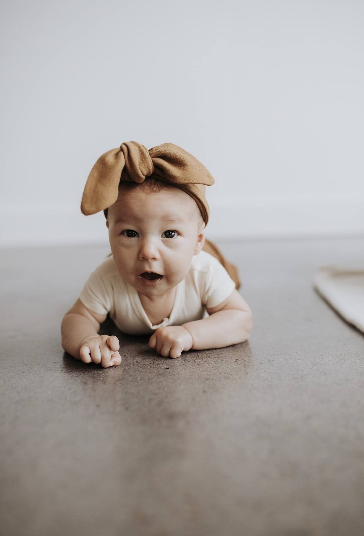 minimalist baby jumper