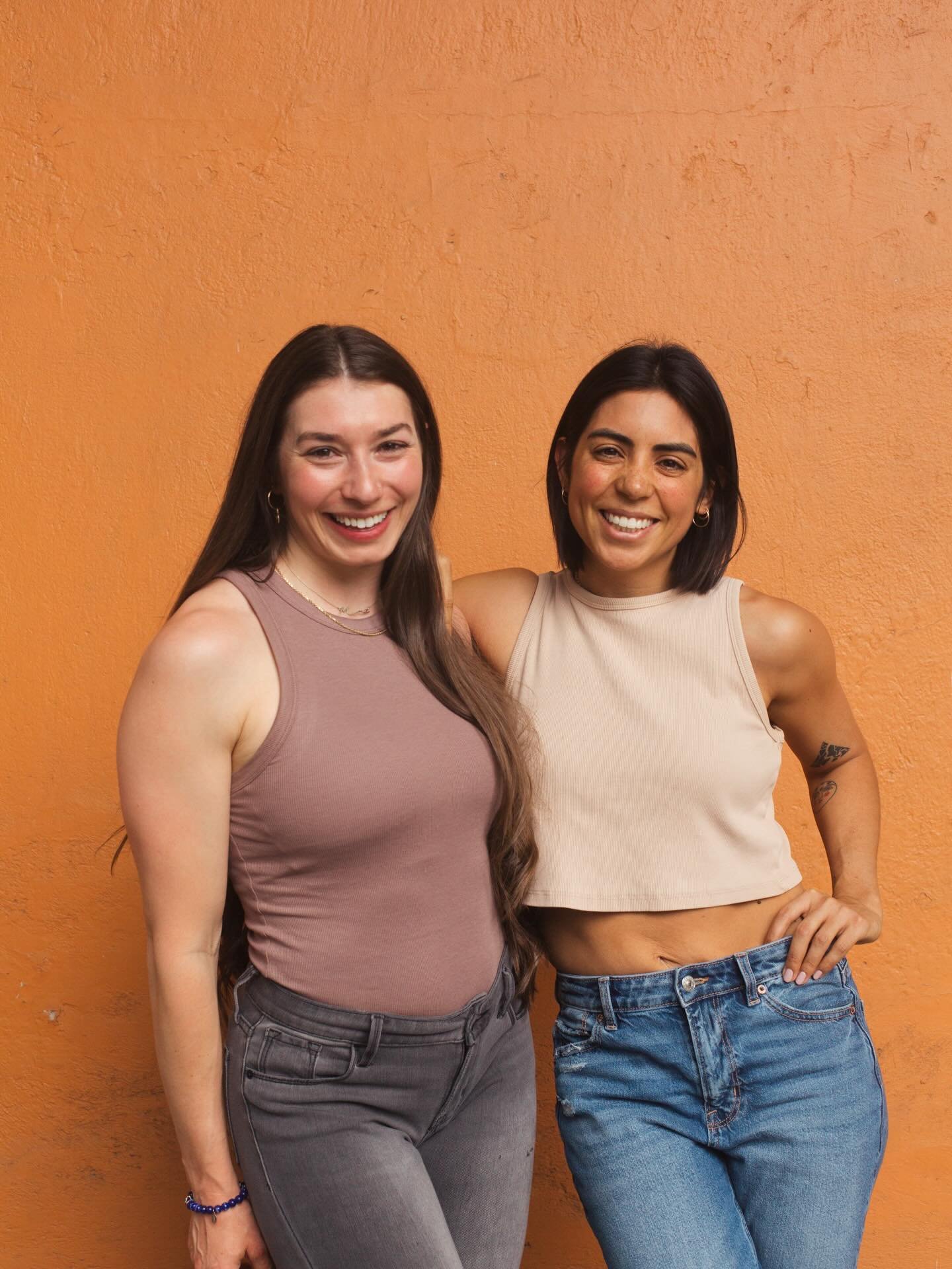 a large part of 2018 was spent with @&zwnj;dianarosedewan on her laptop next to me, huddled around my dining room table in my small memphis apartment, figuring out how to make KLN a real thing.⁣
⁣
i had just quit my PhD program, was second-guessing t