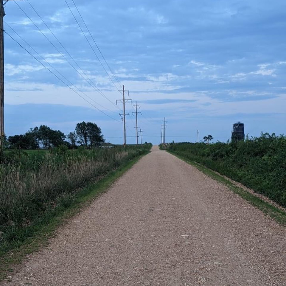 Folks, the only way you will be disappointed on August 7th is if you miss the @flintcreekendurance gravel race/ride. 🚵&zwj;♂️🚵🏼&zwj;♀️

This route has it all.  There is nice fast gravel, some chunky sections, and a small amount of pavement to conn