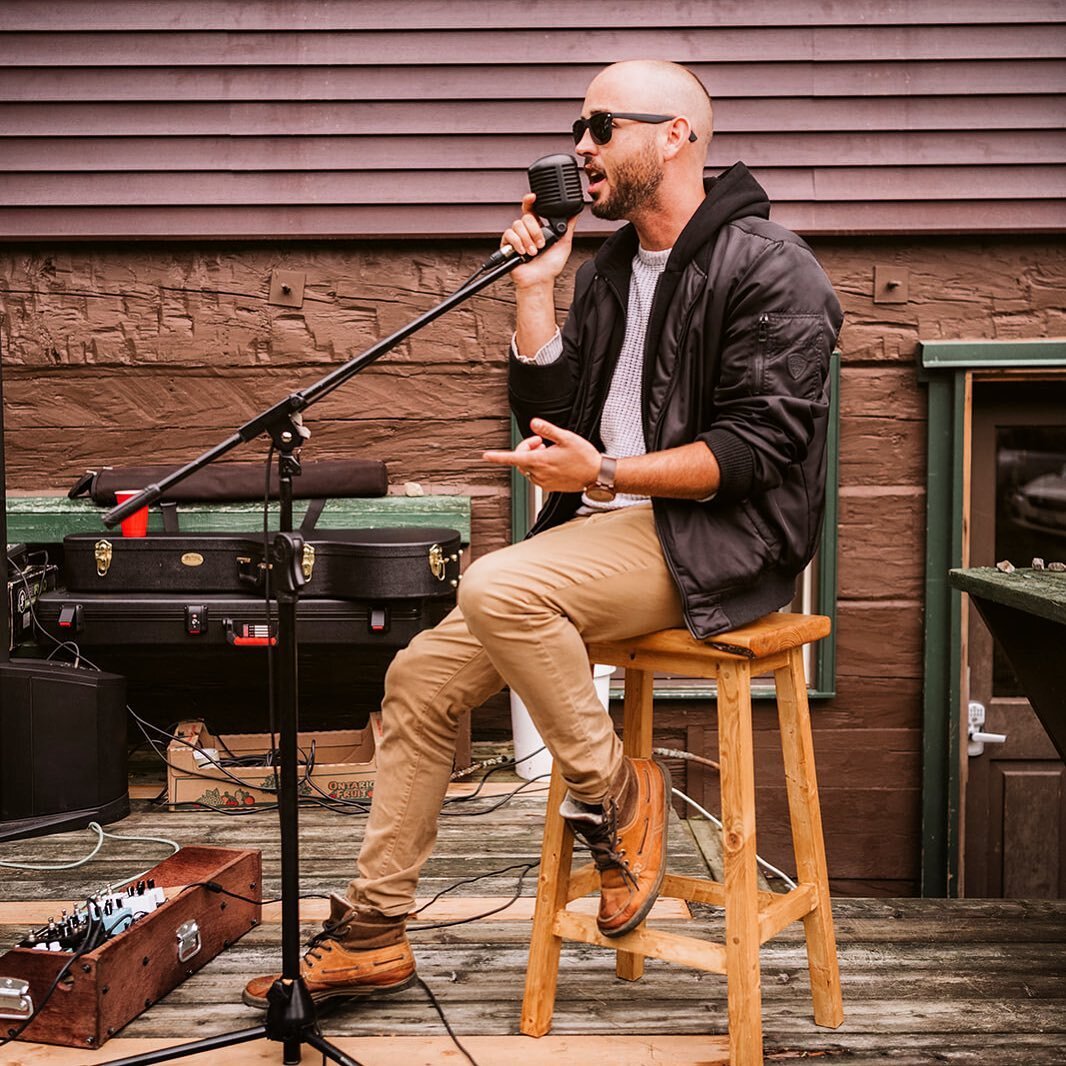 In the mix - it all stands still and it all makes sense&hellip;
.
.
.
📸 @nicolealexphotography 
#oursound #giglife #flowandfeel #nickandbenton #muskokawedding #soulmusic #cottagelife #privateparty #events #hometownproud #myhaliburtonhighlands #ontar