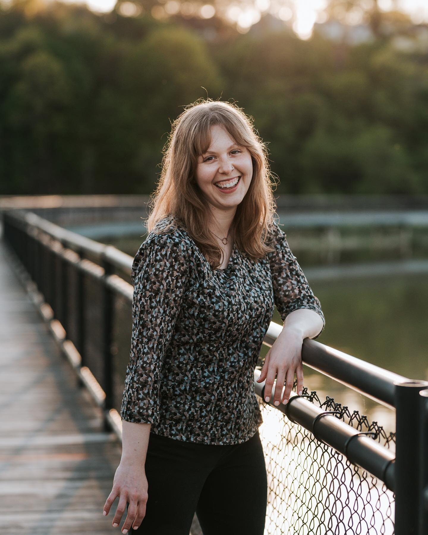 took a little hike through turning point park with jenna for a few fun headshots. we saw swans and basked in the glowy sunset light 😌🌤🌲🪵⛲️🌄 #explorerochester #rocgirlgang