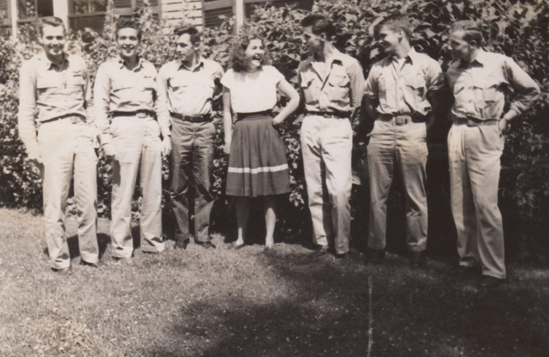 1945 Pep Cousins, Peter Richardson, James Beardeley, Mary, Dick Schall,, WWA, Ken Enochson.jpg