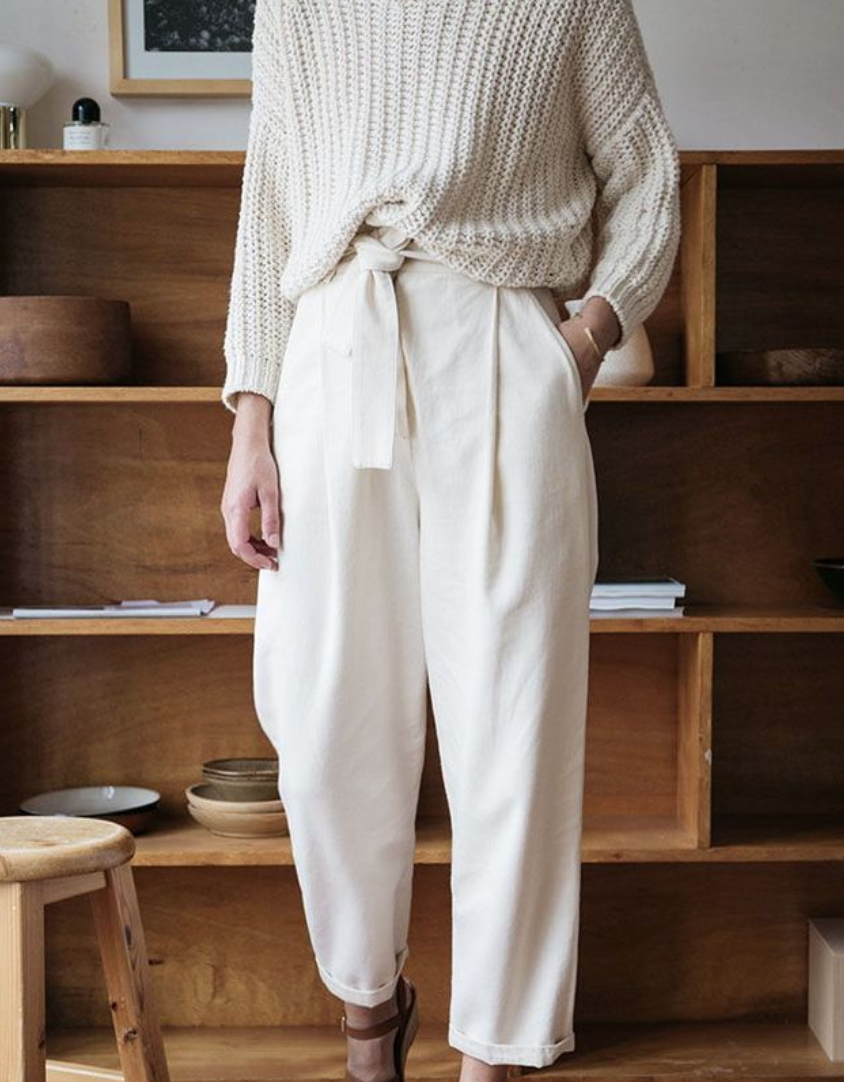 Post- The Modhemian How to Wear Hight Waisted Pleated Pants, and