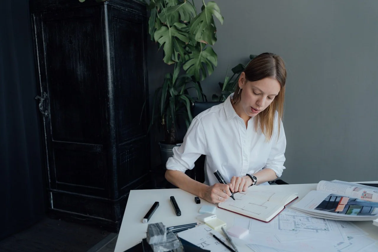 5 Questions to Ask Before Hiring an Interior Designer