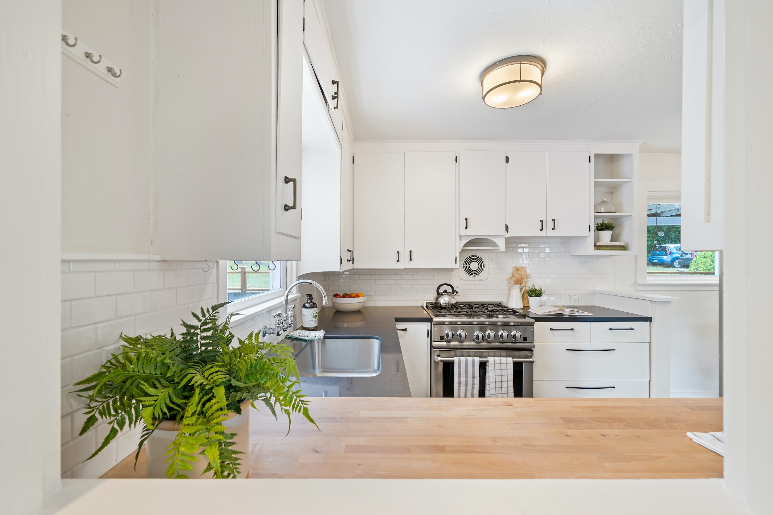 7 Kitchen Trends and Layout Ideas to Watch for in 2023