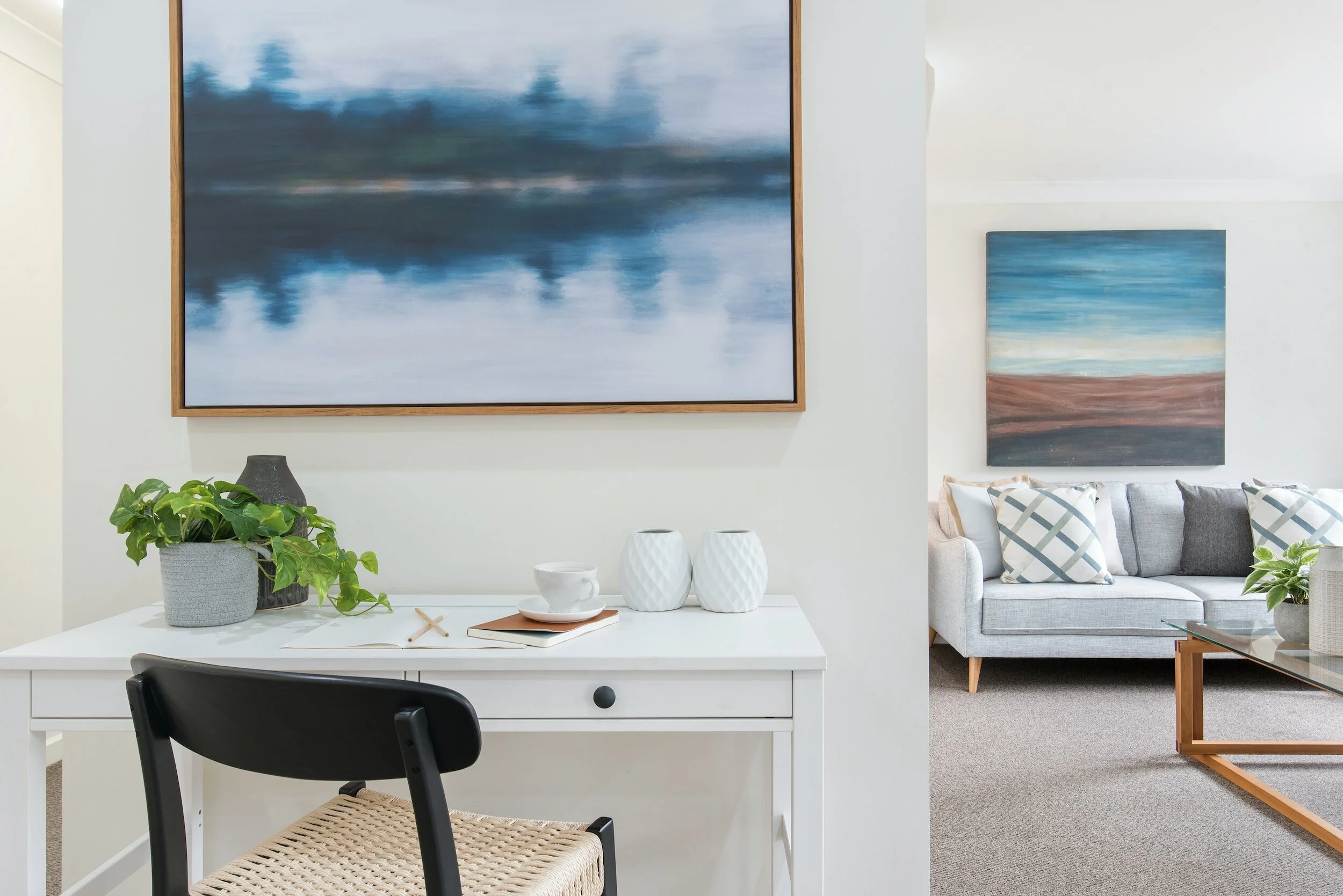 Cozy Open-Plan Living: Designing Beautiful and Functional Spaces in Long Beach