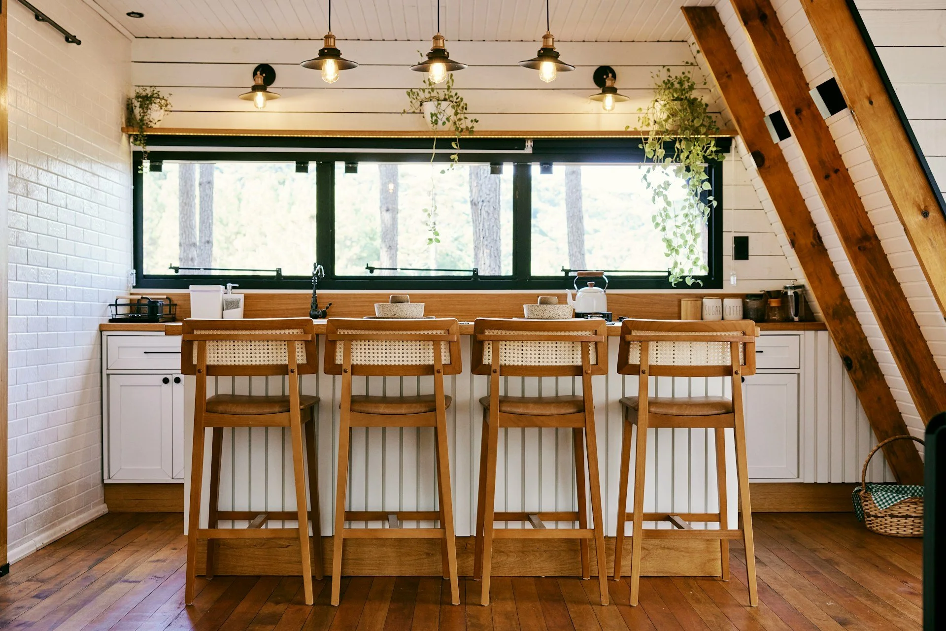 Incorporating Natural Light in Modern Tuscan Kitchen Design