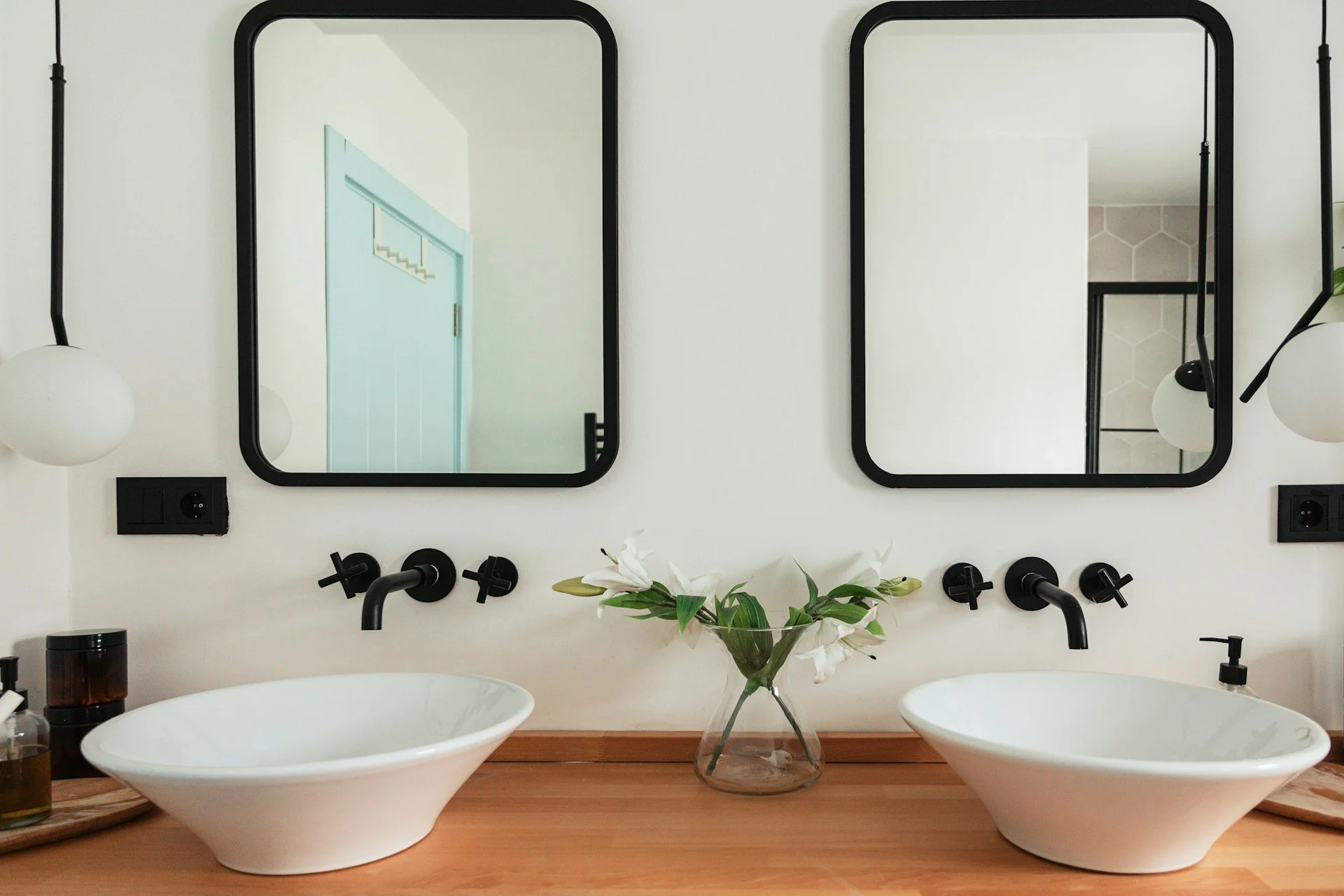 Guide to Refreshing Long Beach Bathrooms for Summer Use