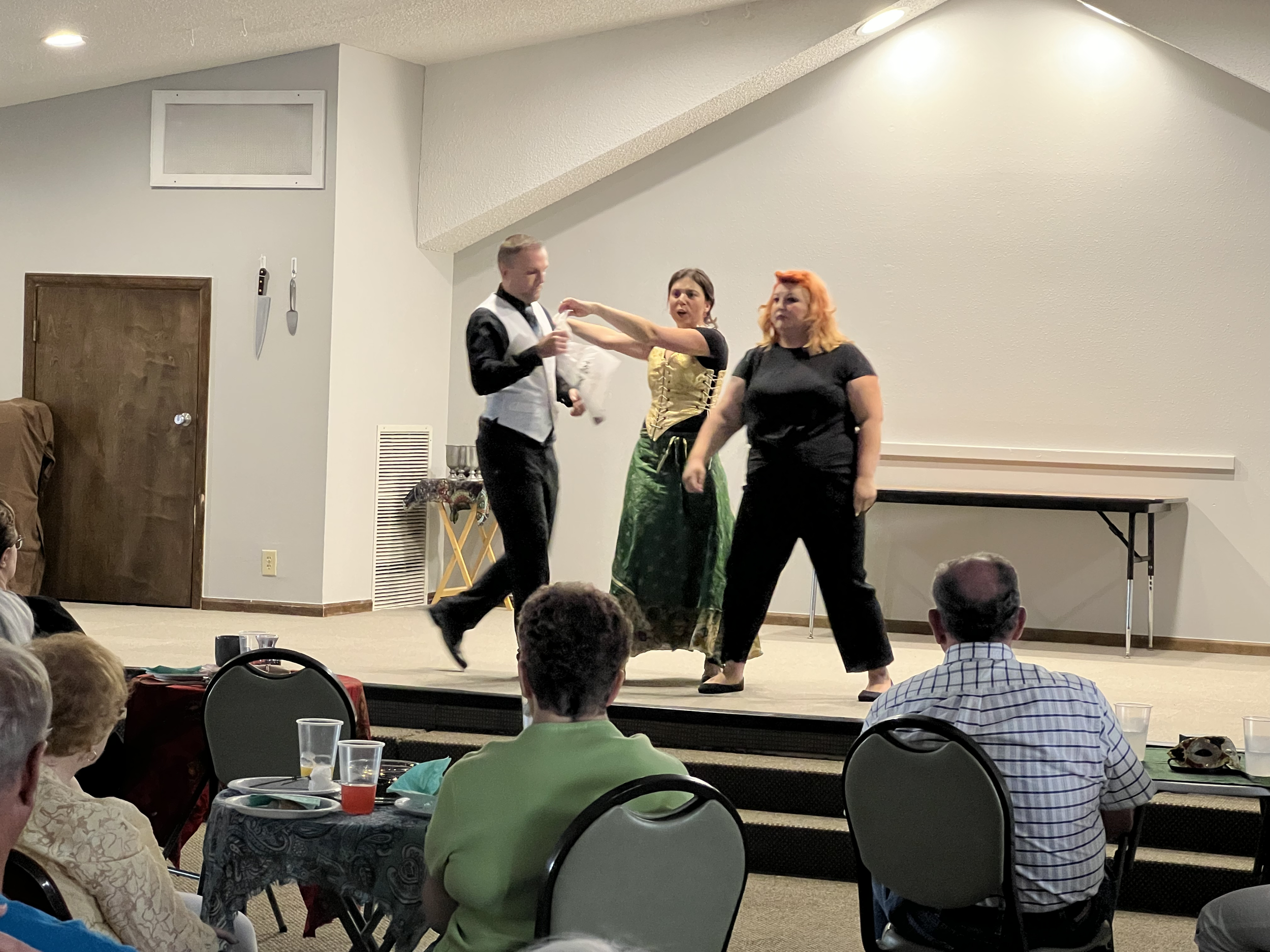 TCC-Summer-Scenes-Workshop-2022-gondoliers.png