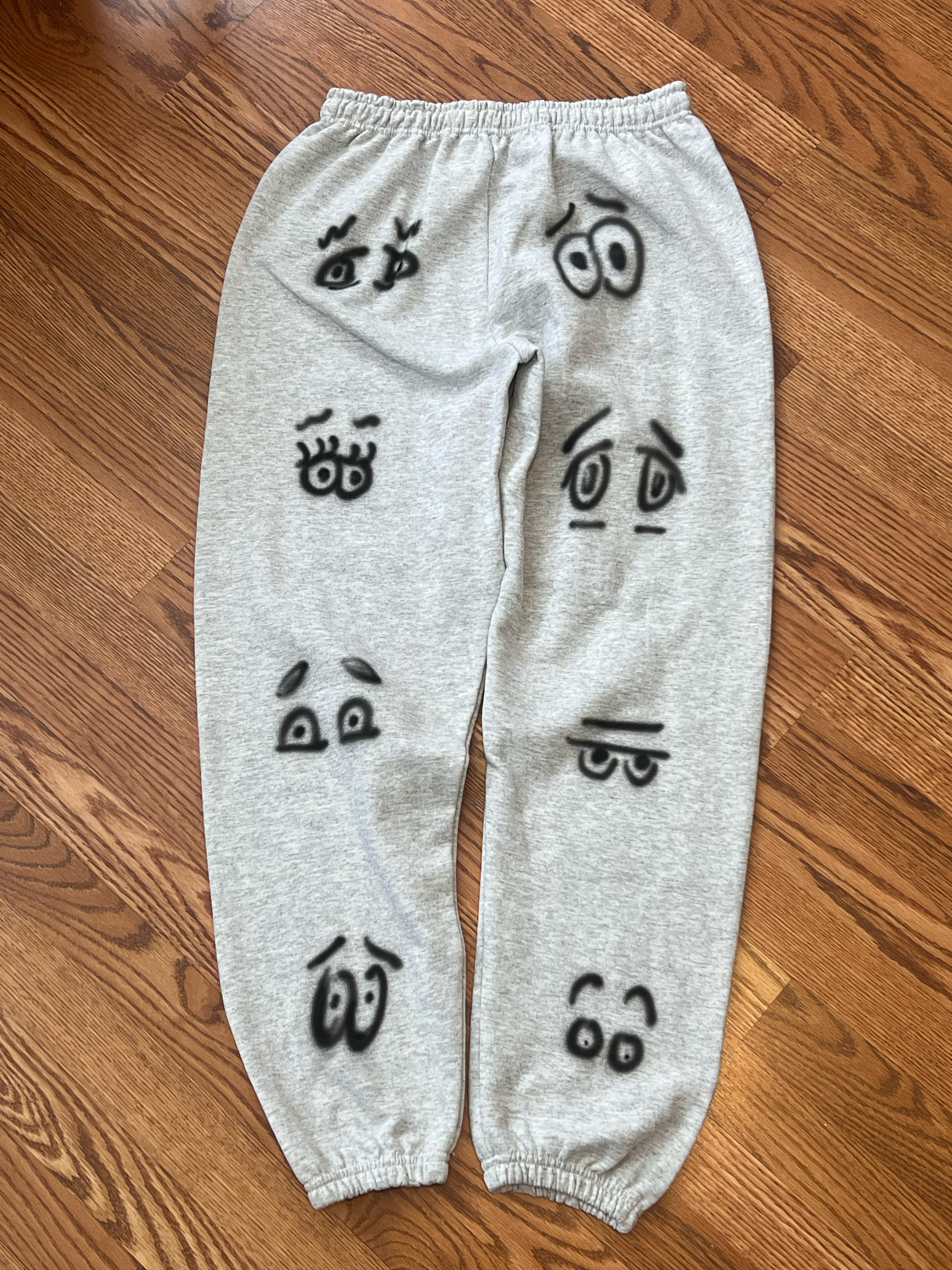 eyes-pants-back.png