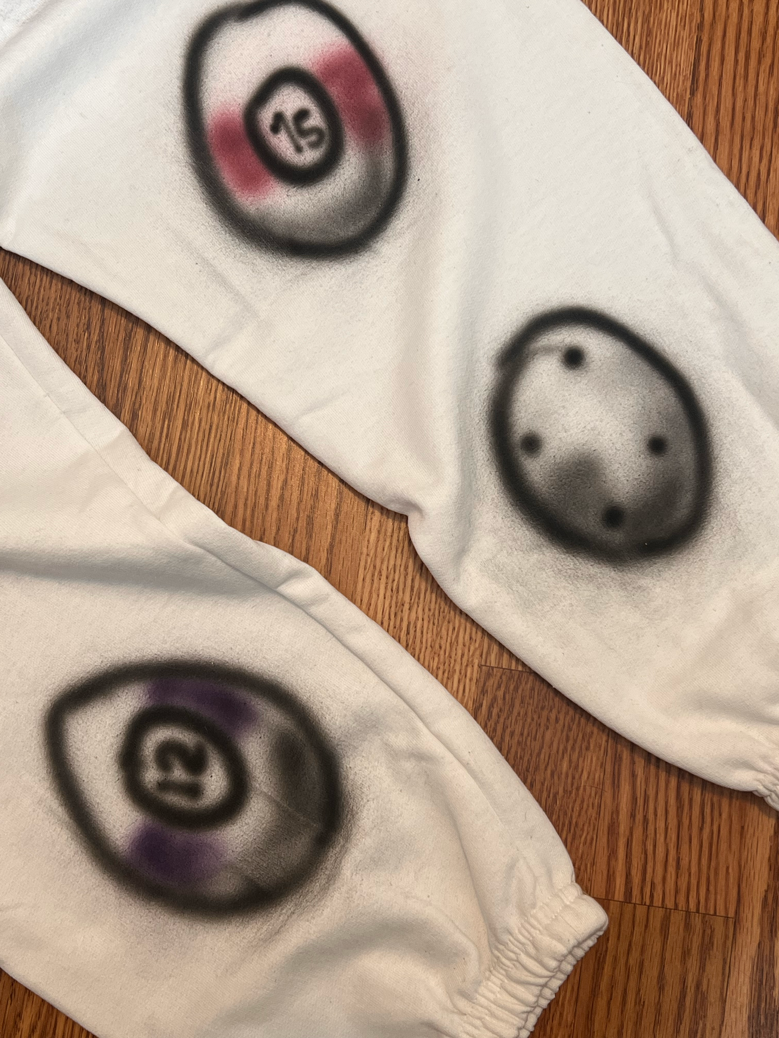 pool-pants-color-detail-1.png