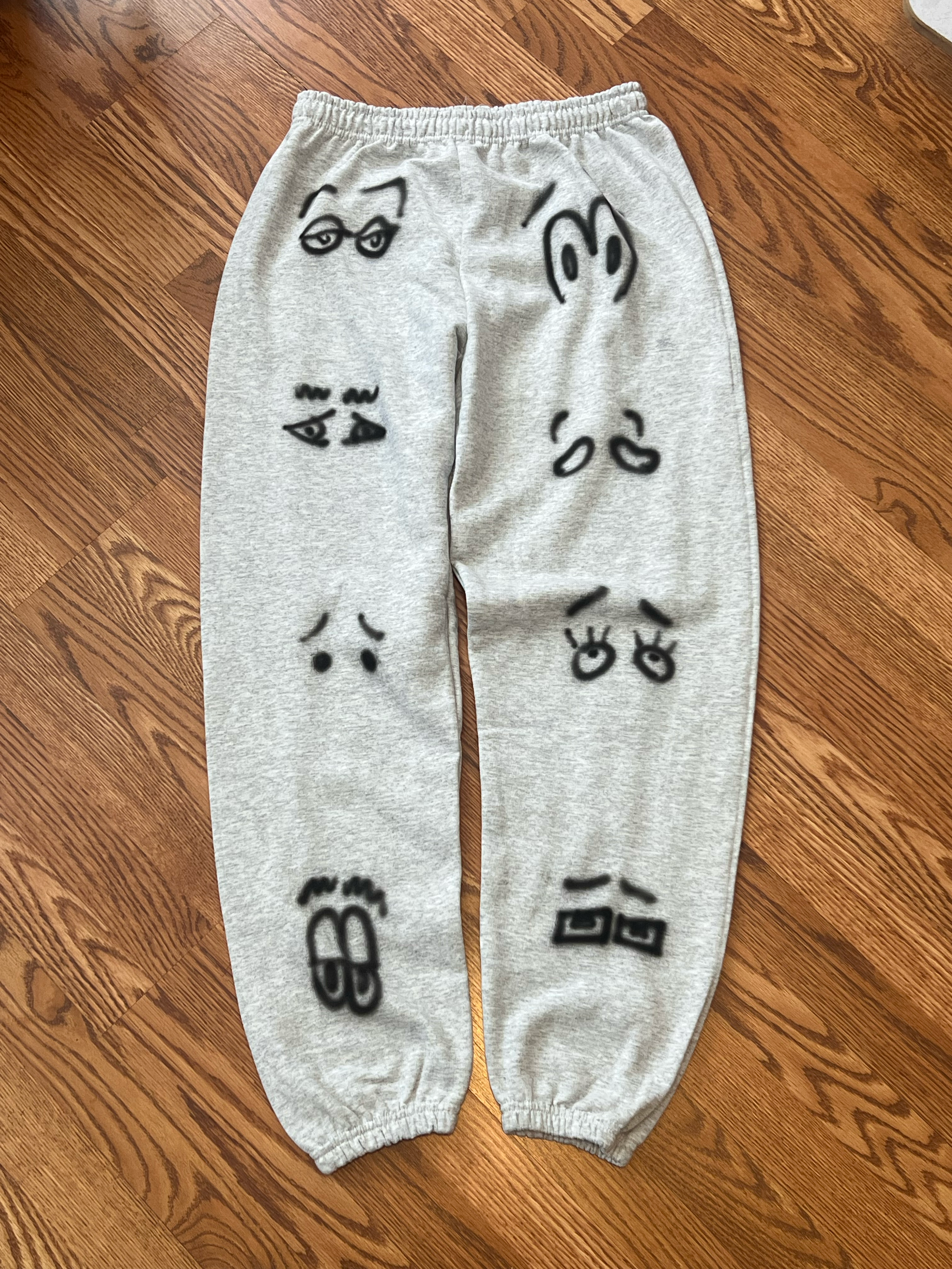 eyes-pants-front.png