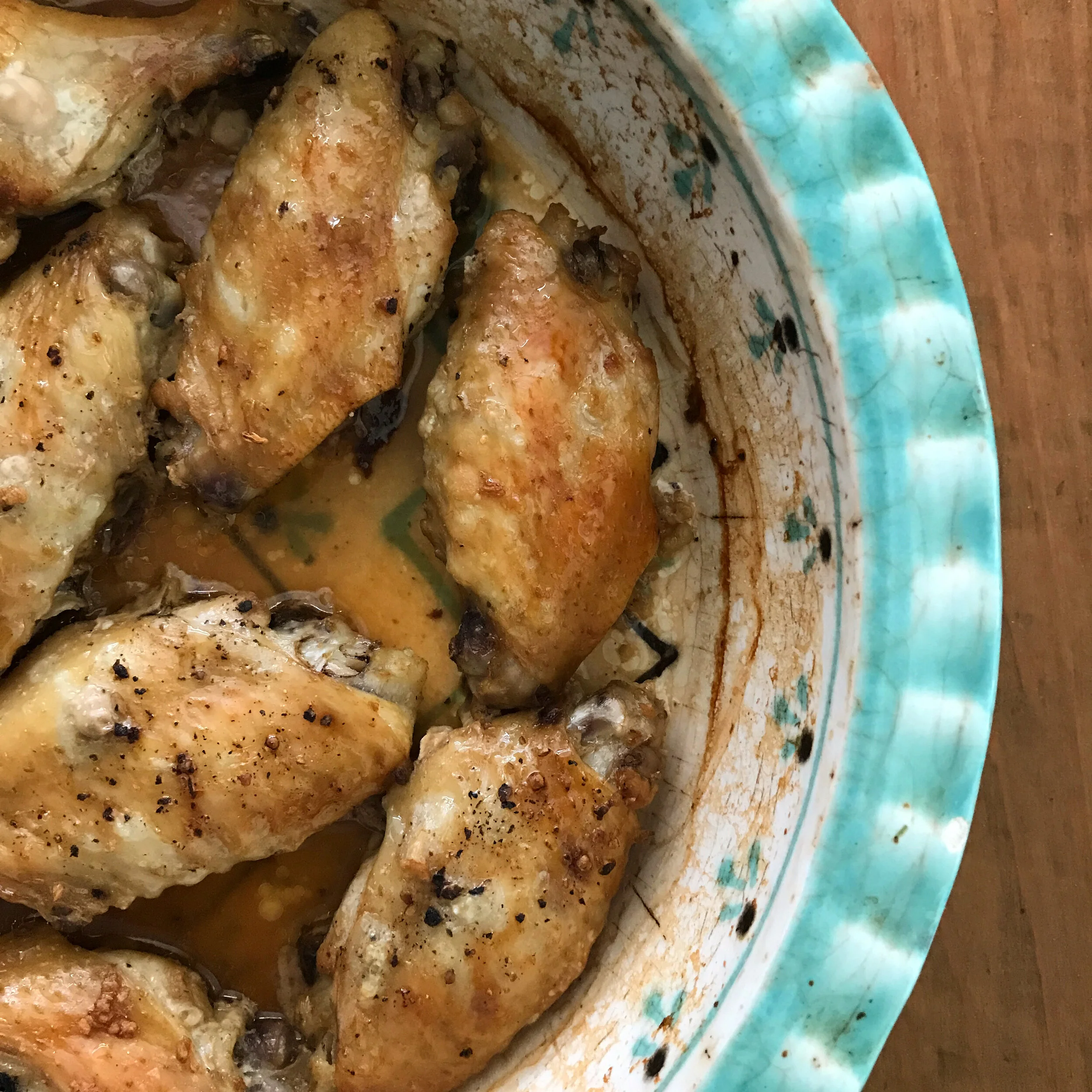 Lemon Garlic Easy Baked Chicken Wings