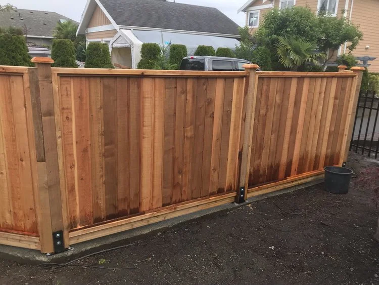 Retaining Wall Fences